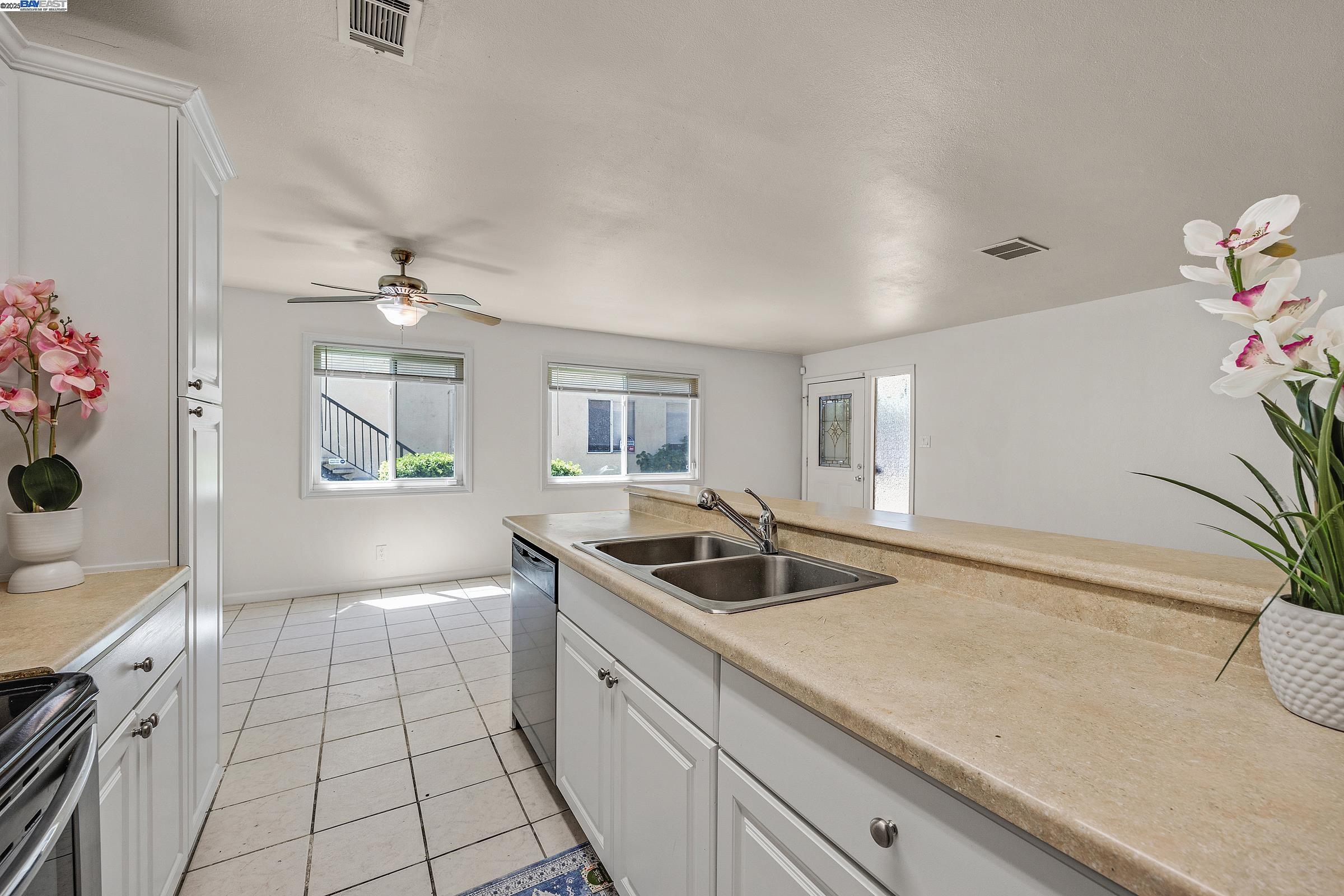 Photo #16: 41108433 Listing: Photo #16