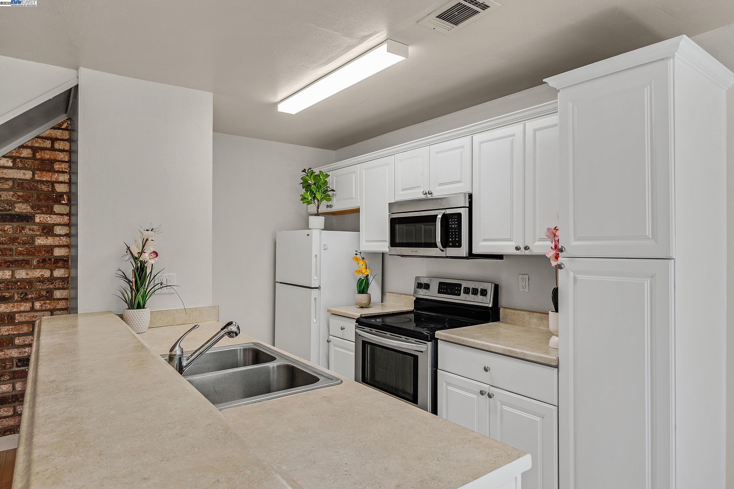 Detail Gallery Image 21 of 50 For 2101 Lemontree Way #3,  Antioch,  CA 94509 - 2 Beds | 1 Baths