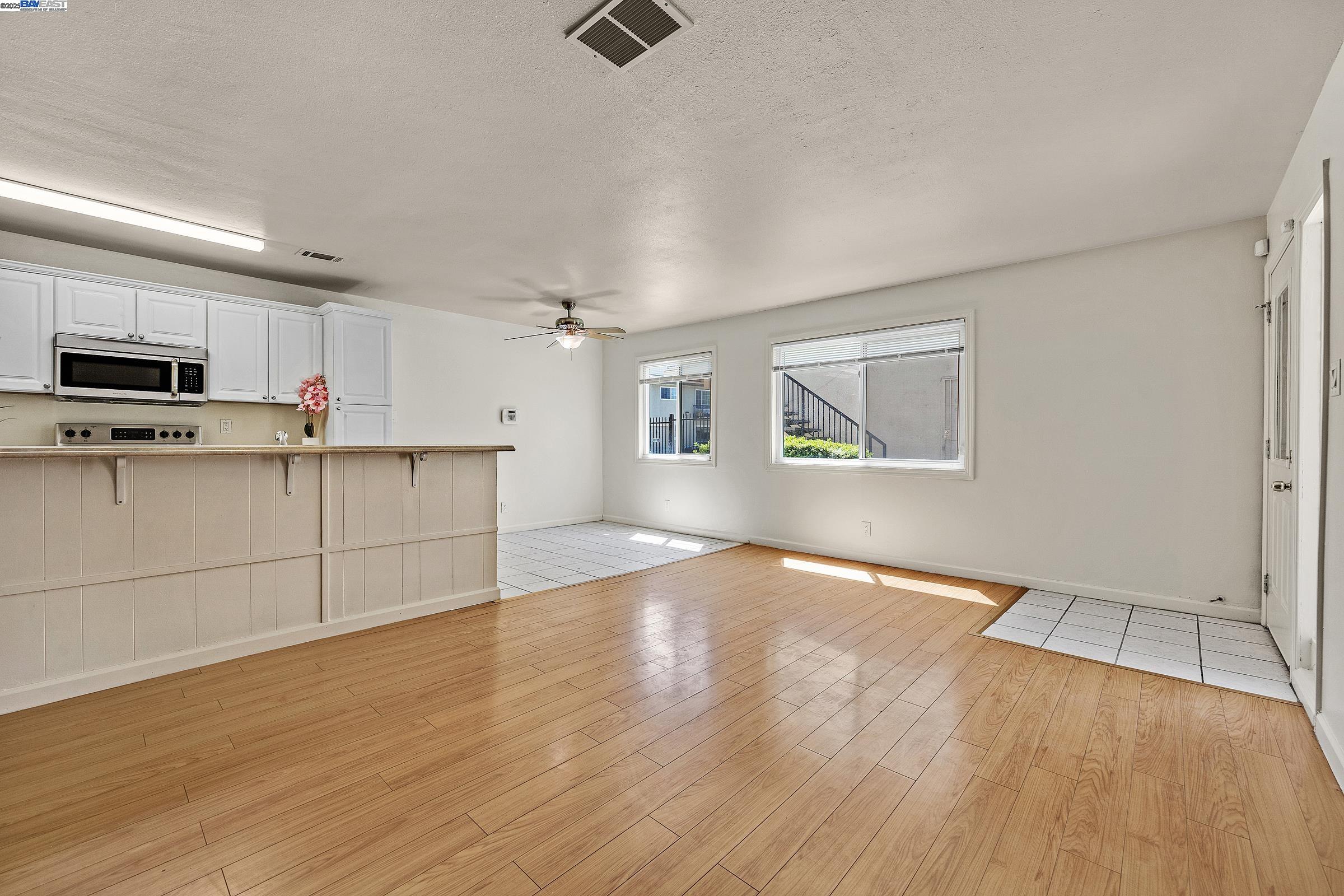 Photo #8: 41108433 Listing: Photo #8