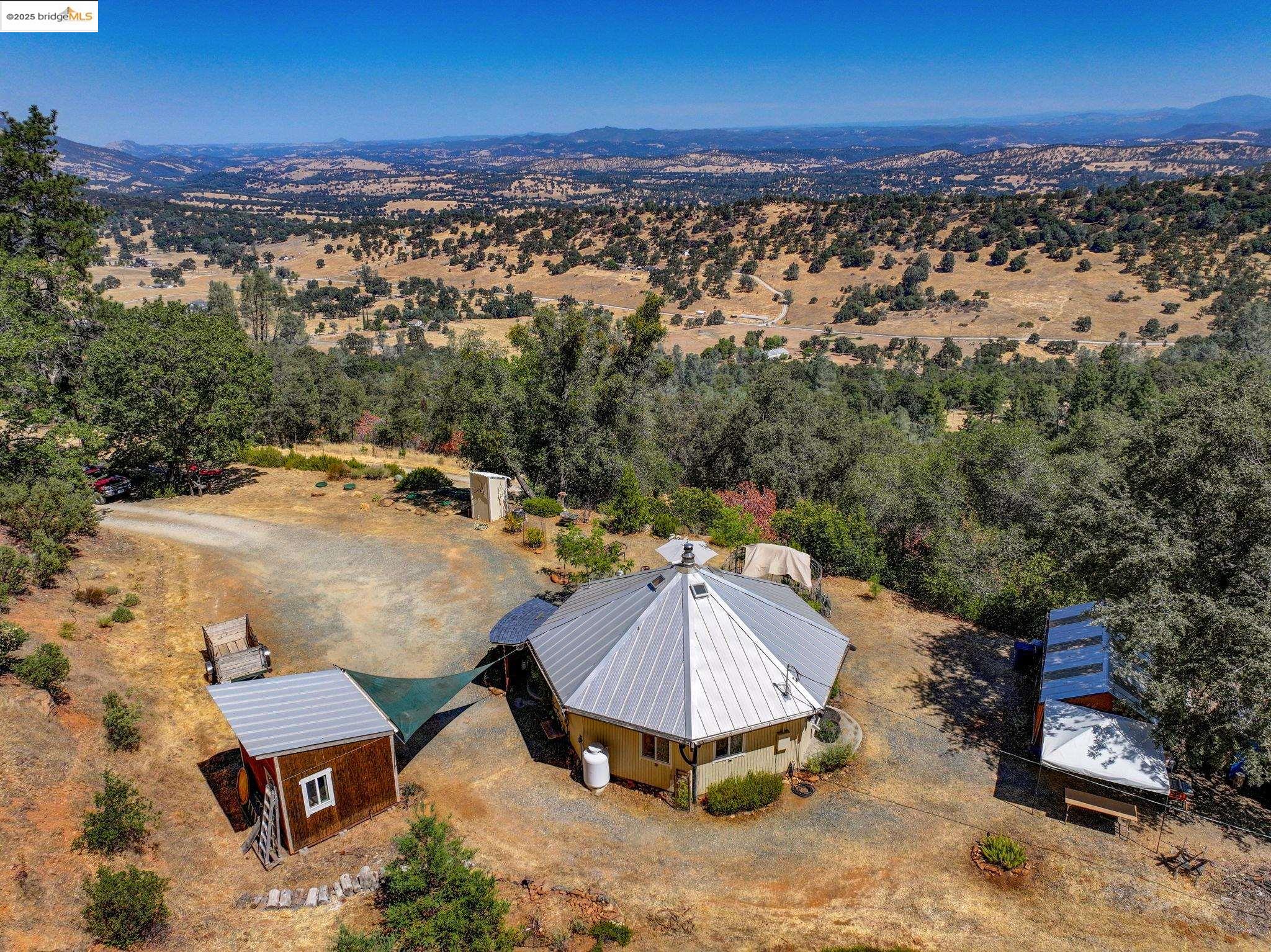 Detail Gallery Image 1 of 60 For 1244 Stallion Way, Angels Camp,  CA 95222 - 2 Beds | 1 Baths