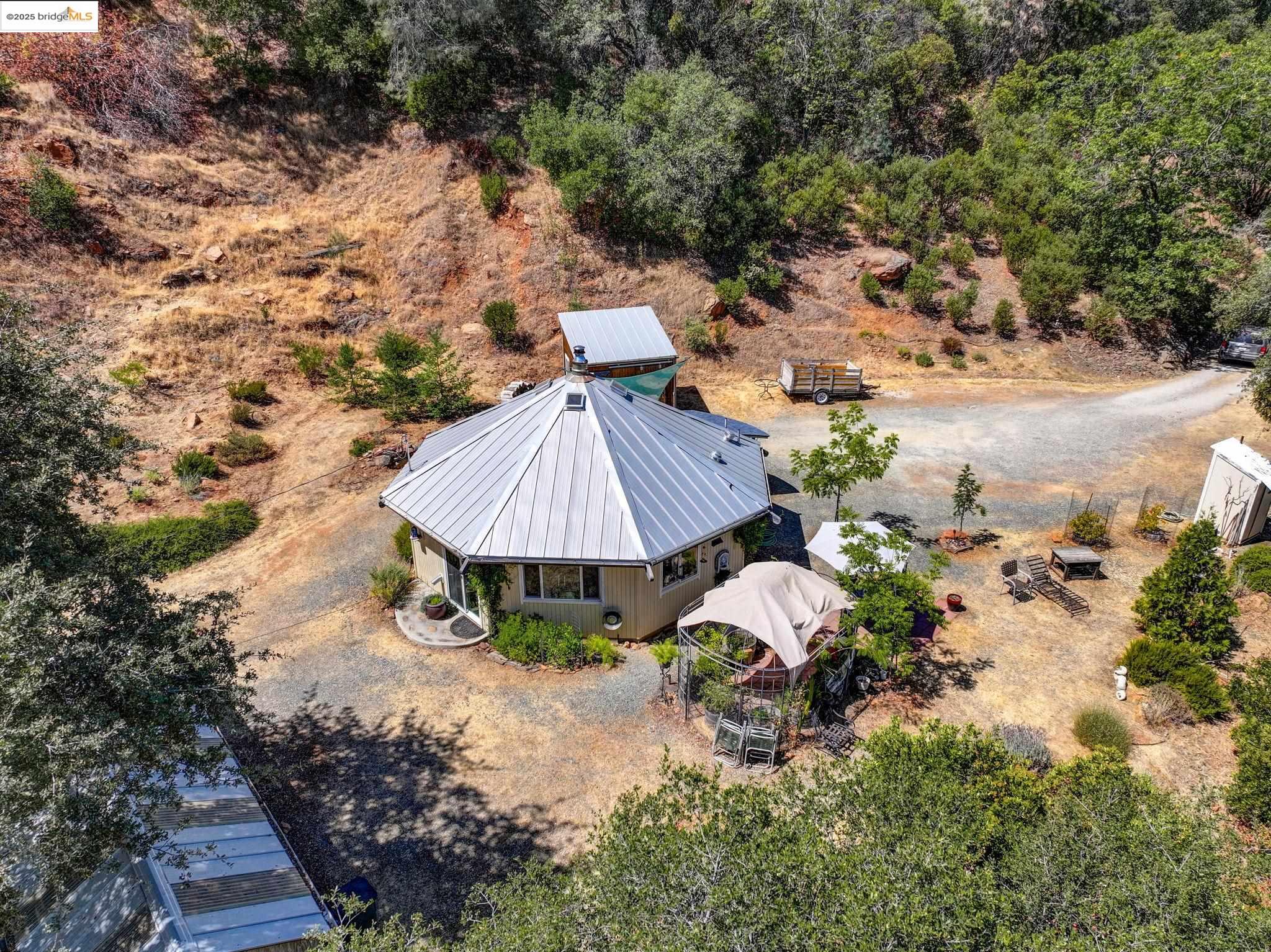 Detail Gallery Image 14 of 60 For 1244 Stallion Way, Angels Camp,  CA 95222 - 2 Beds | 1 Baths