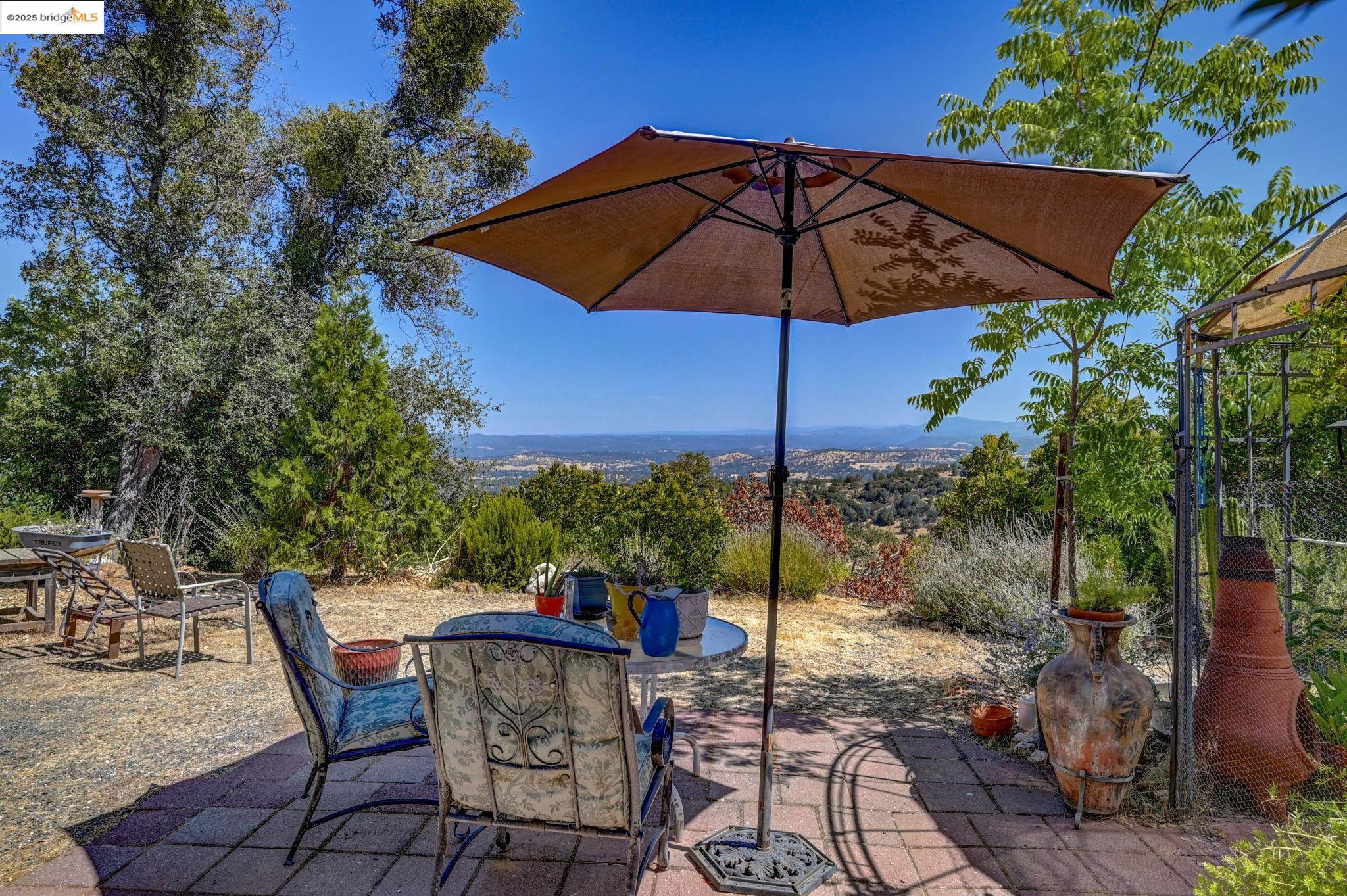 Detail Gallery Image 5 of 60 For 1244 Stallion Way, Angels Camp,  CA 95222 - 2 Beds | 1 Baths
