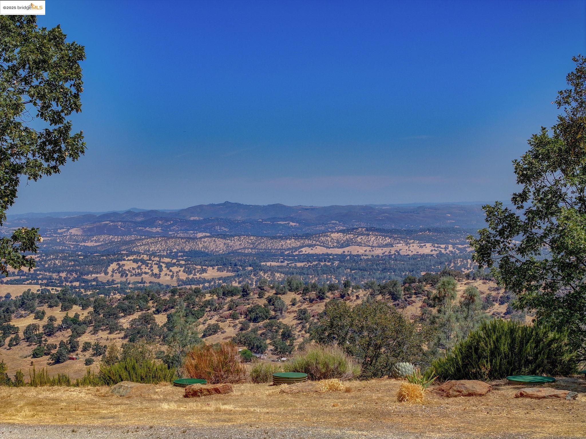 Detail Gallery Image 6 of 60 For 1244 Stallion Way, Angels Camp,  CA 95222 - 2 Beds | 1 Baths