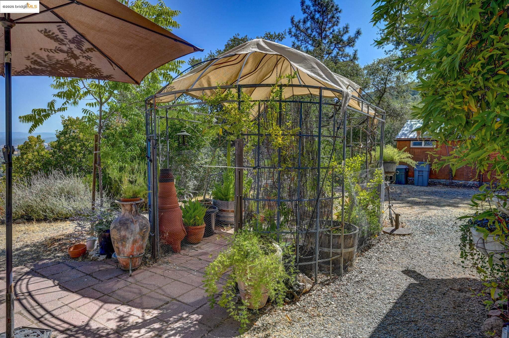 Detail Gallery Image 8 of 60 For 1244 Stallion Way, Angels Camp,  CA 95222 - 2 Beds | 1 Baths