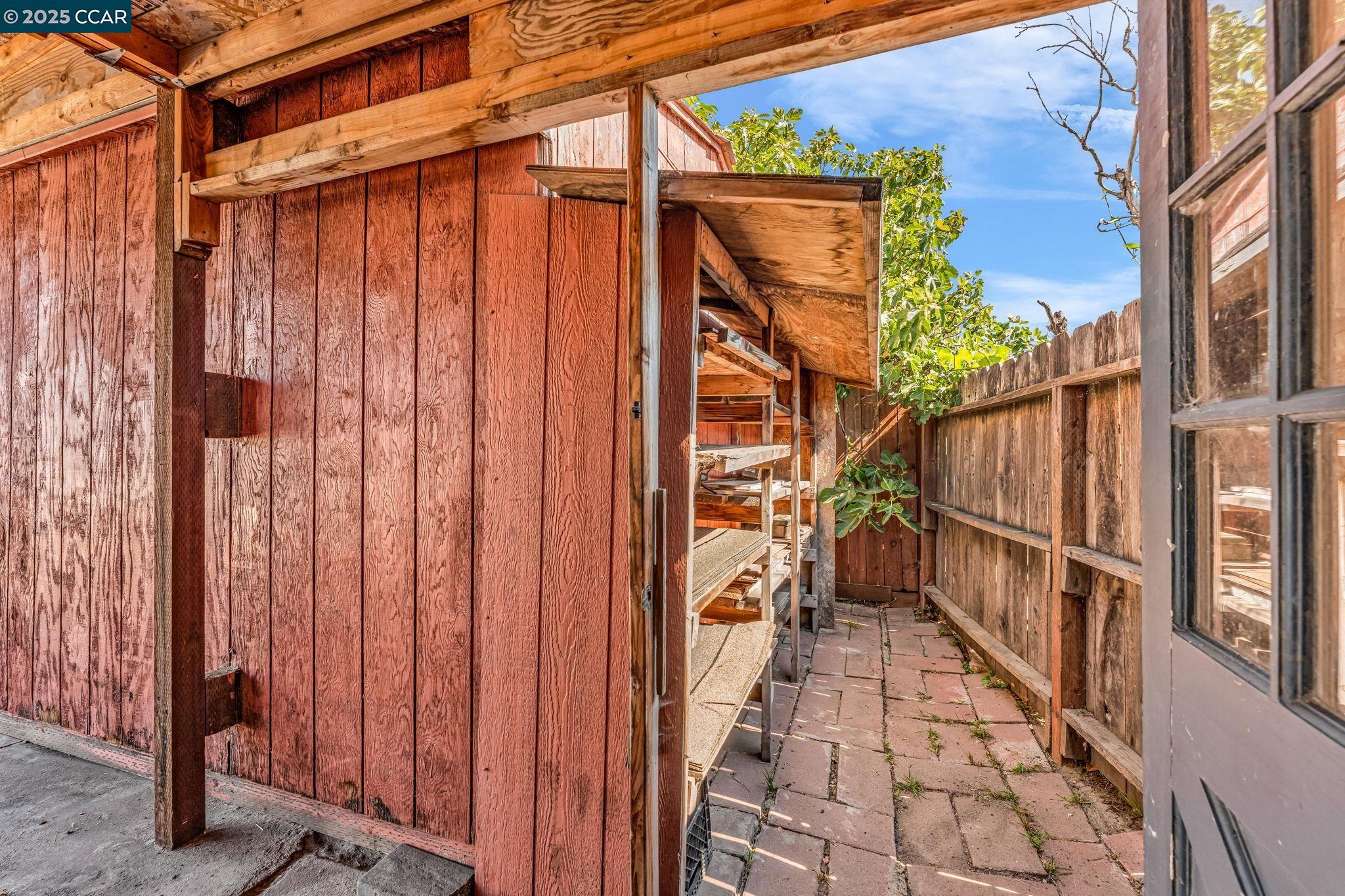 Detail Gallery Image 32 of 45 For 1706 14th St, San Pablo,  CA 94806-4313 - 3 Beds | 1 Baths