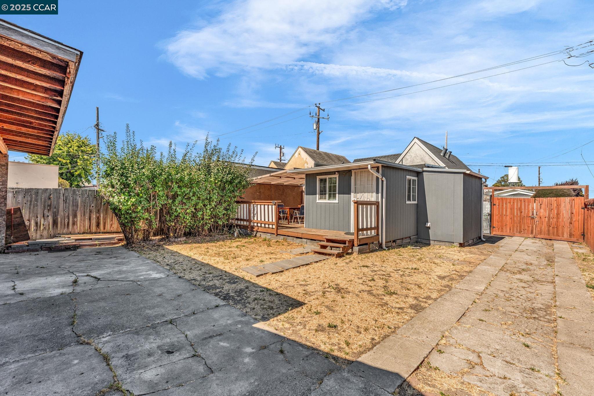 Detail Gallery Image 38 of 45 For 1706 14th St, San Pablo,  CA 94806-4313 - 3 Beds | 1 Baths