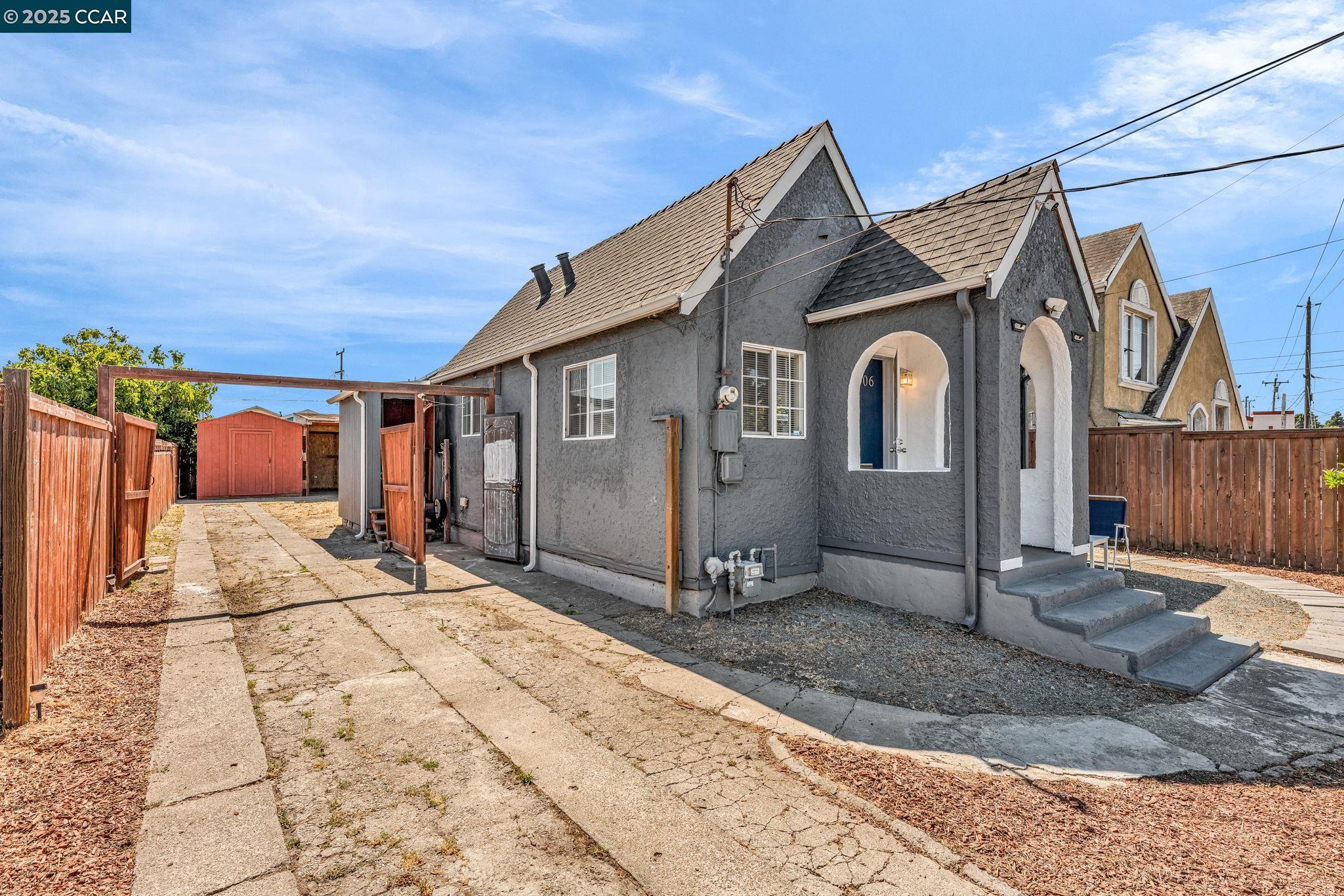 Detail Gallery Image 8 of 45 For 1706 14th St, San Pablo,  CA 94806-4313 - 3 Beds | 1 Baths