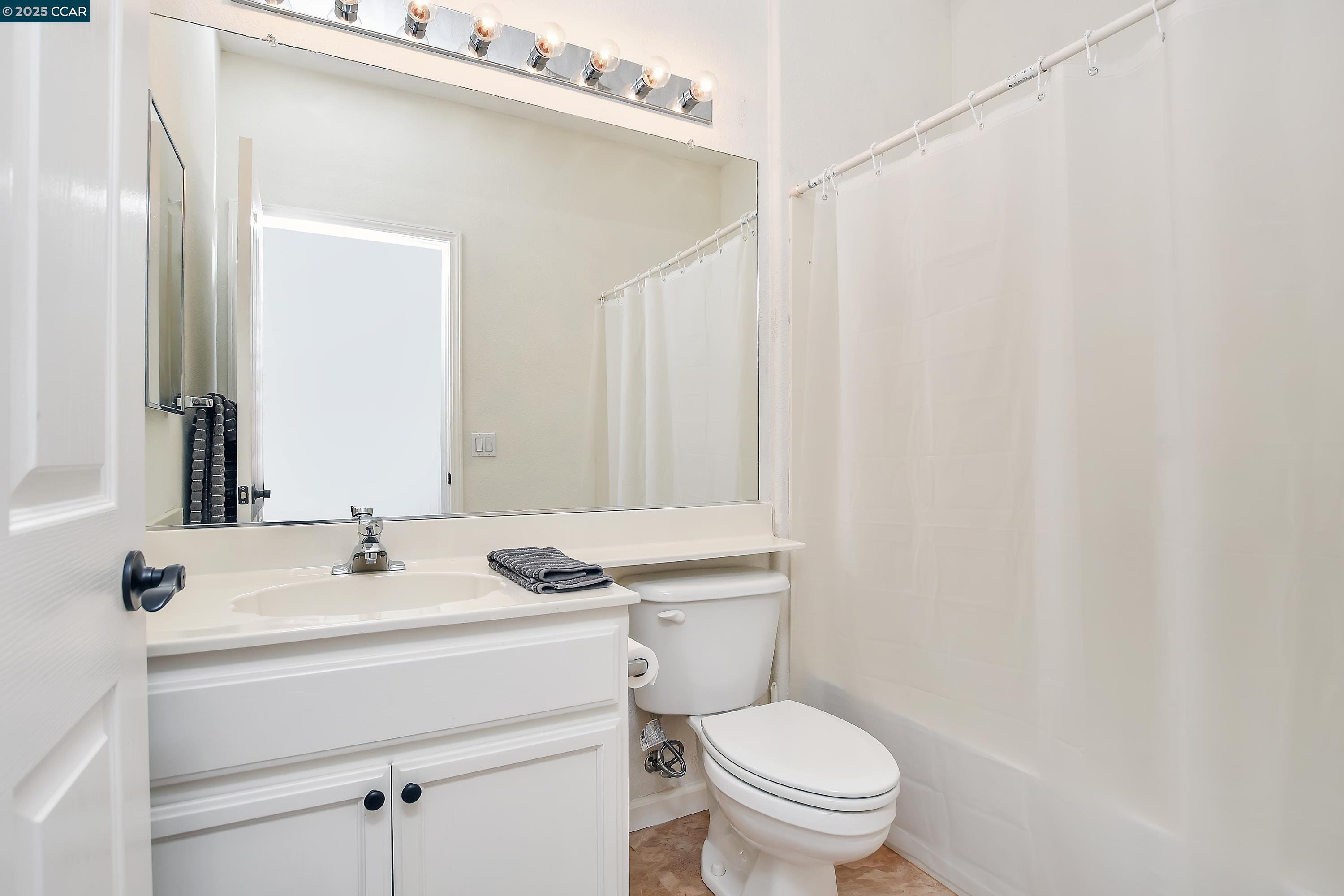 Detail Gallery Image 19 of 34 For 1820 Mariposa Way, Brentwood,  CA 94513 - 2 Beds | 2/1 Baths