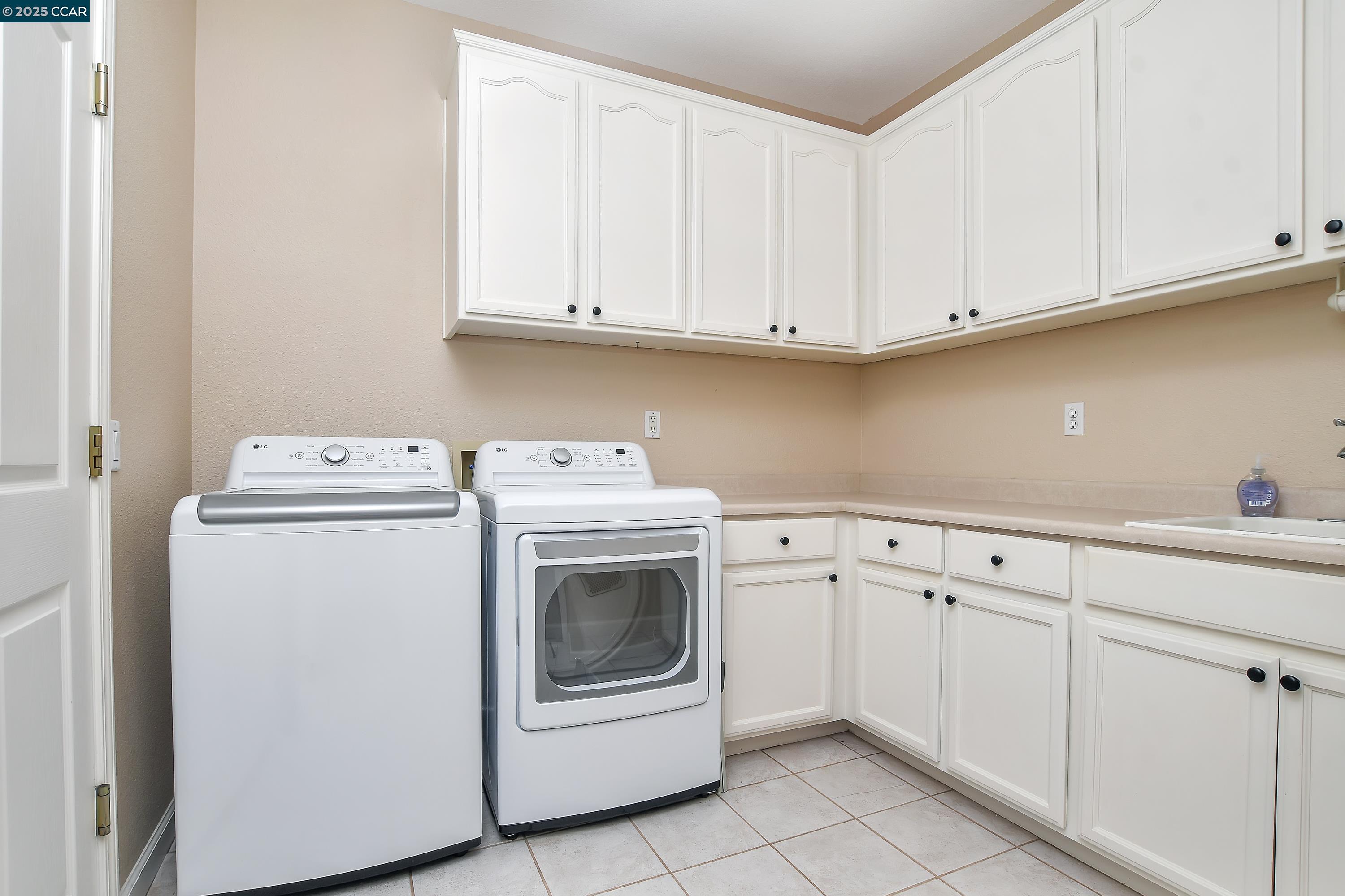 Detail Gallery Image 22 of 34 For 1820 Mariposa Way, Brentwood,  CA 94513 - 2 Beds | 2/1 Baths