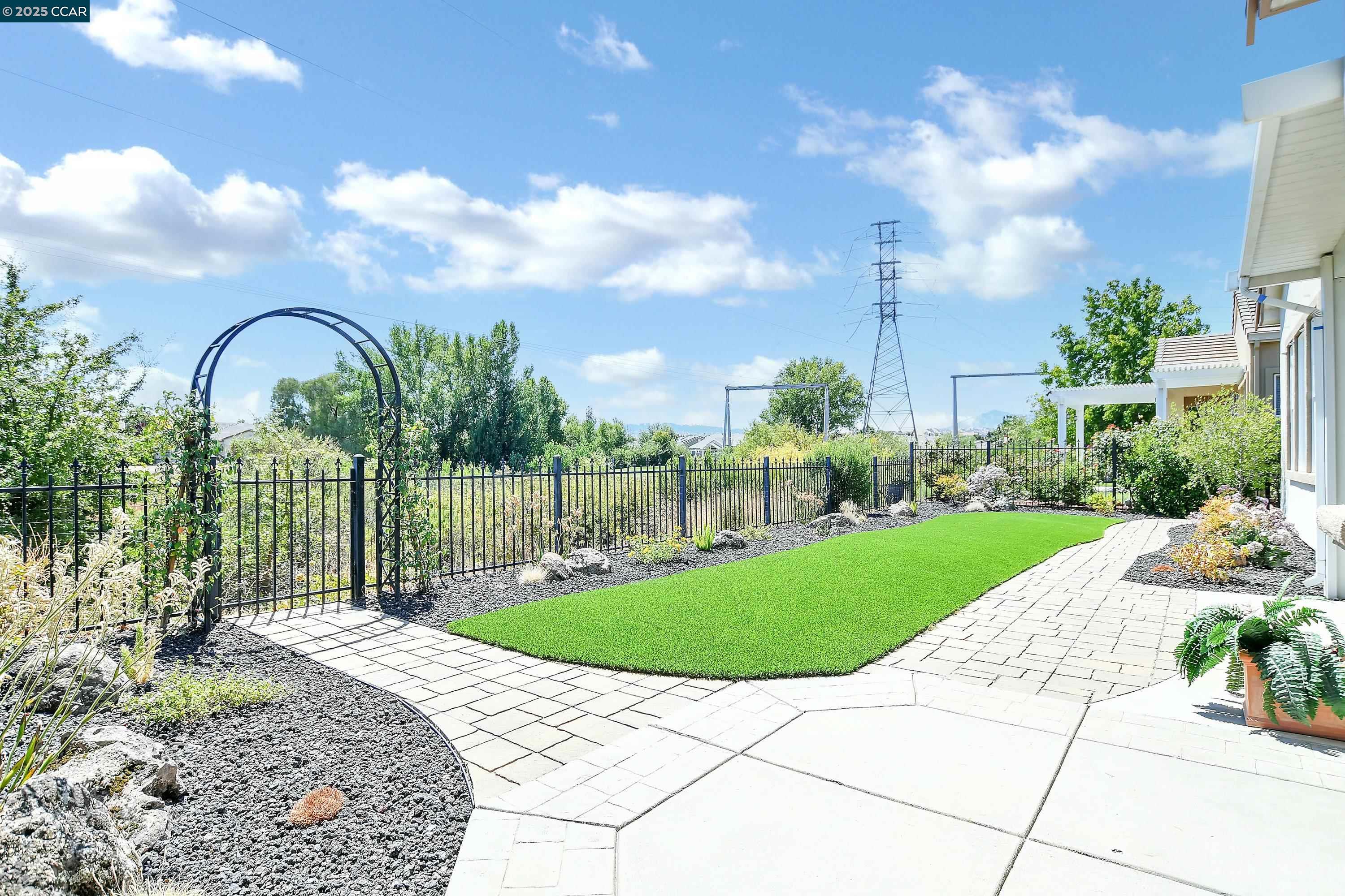 Detail Gallery Image 24 of 34 For 1820 Mariposa Way, Brentwood,  CA 94513 - 2 Beds | 2/1 Baths