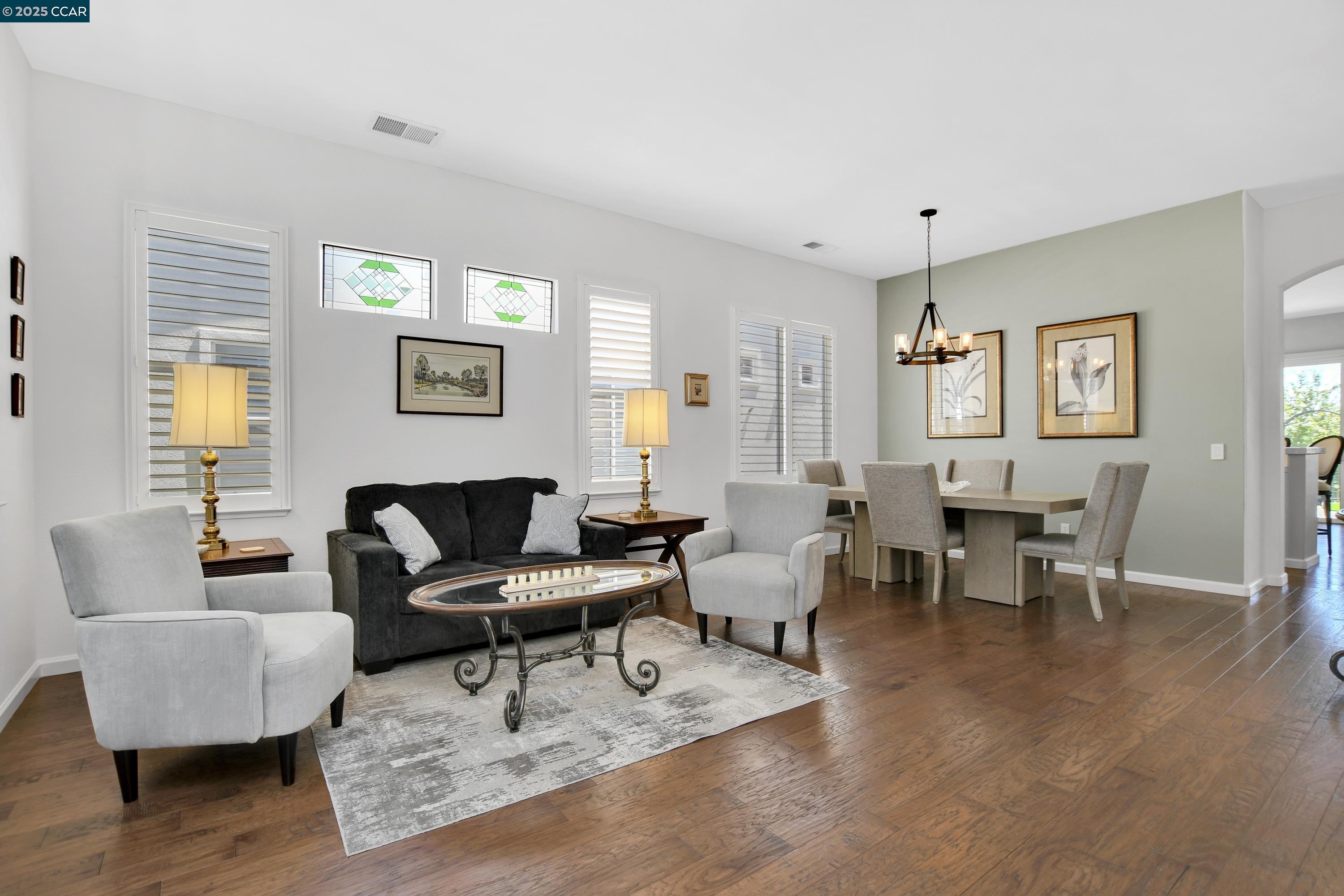Detail Gallery Image 5 of 34 For 1820 Mariposa Way, Brentwood,  CA 94513 - 2 Beds | 2/1 Baths
