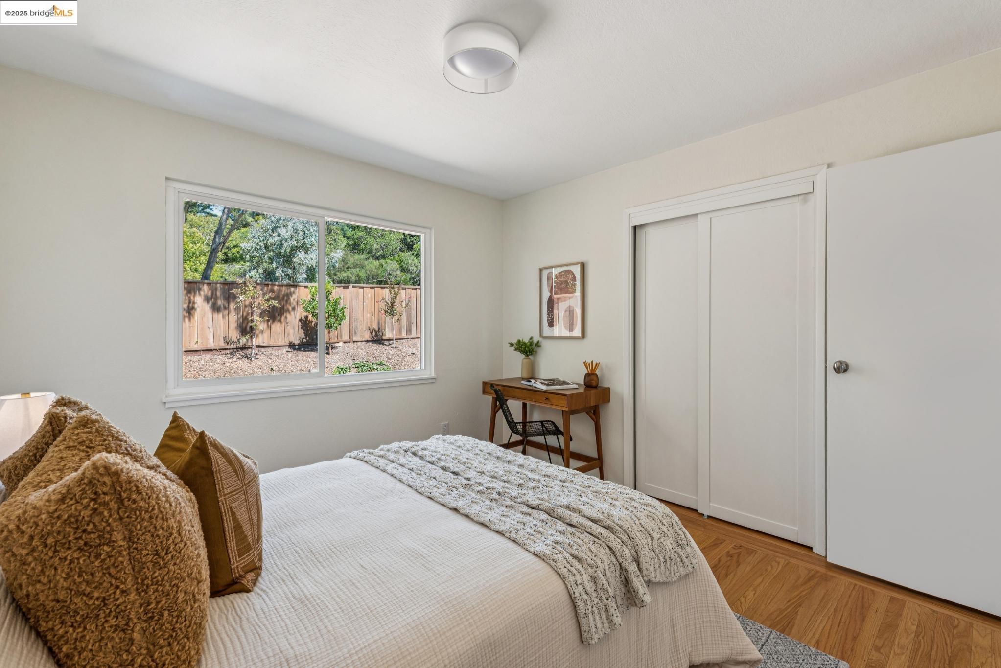 Detail Gallery Image 27 of 54 For 9 Yarmouth Ct, Oakland,  CA 94619 - 4 Beds | 3 Baths