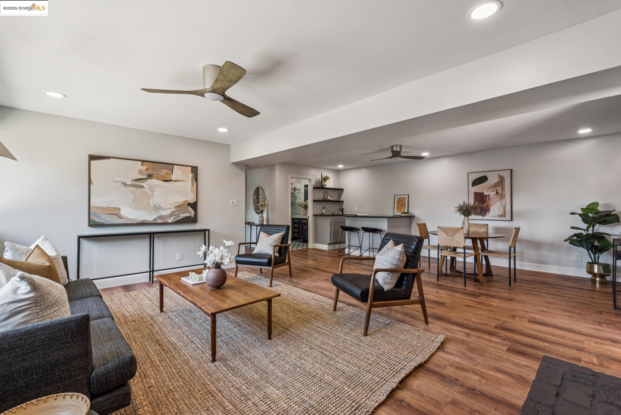 Detail Gallery Image 35 of 54 For 9 Yarmouth Ct, Oakland,  CA 94619 - 4 Beds | 3 Baths