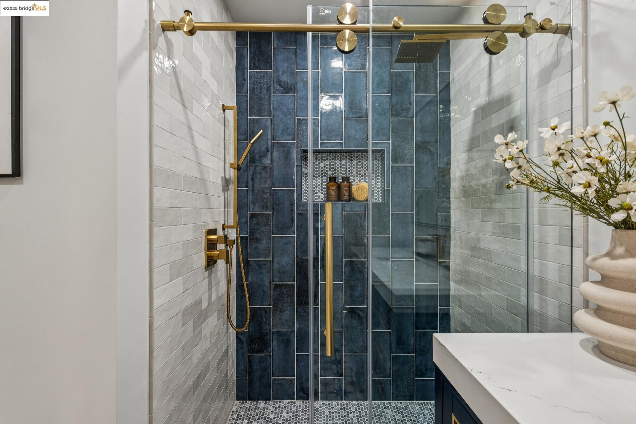 Detail Gallery Image 40 of 54 For 9 Yarmouth Ct, Oakland,  CA 94619 - 4 Beds | 3 Baths