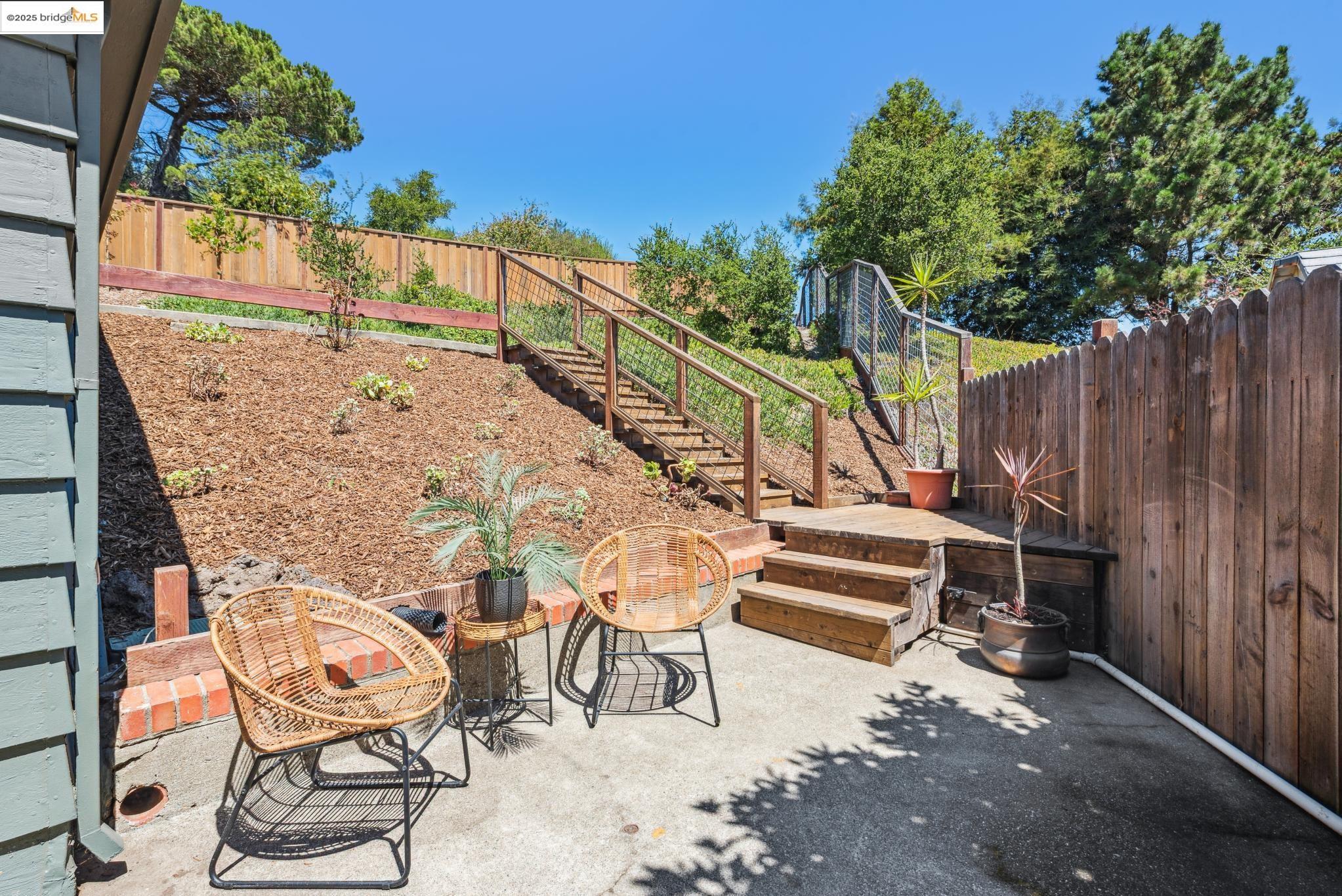 Detail Gallery Image 45 of 54 For 9 Yarmouth Ct, Oakland,  CA 94619 - 4 Beds | 3 Baths