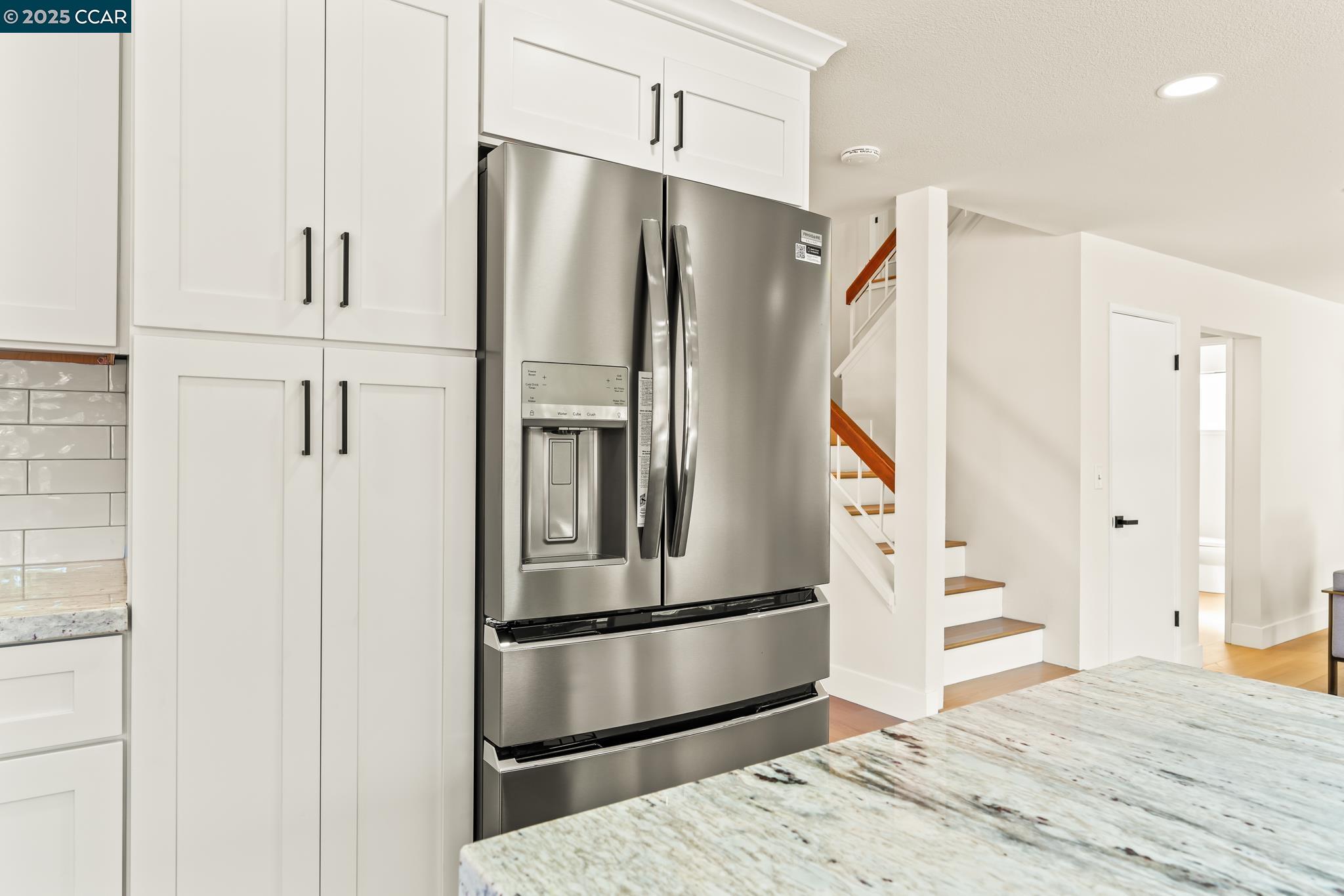 Detail Gallery Image 13 of 59 For 32945 Regents Blvd, Union City,  CA 94587 - 4 Beds | 2/1 Baths