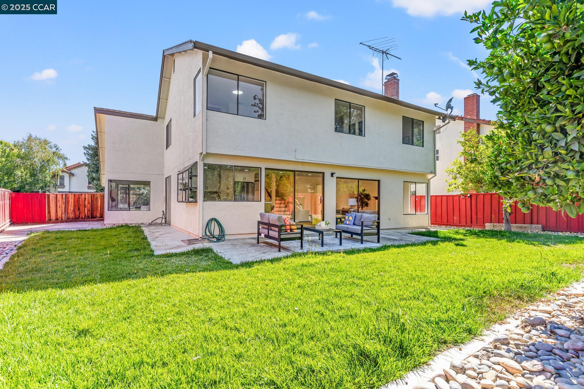 Detail Gallery Image 29 of 59 For 32945 Regents Blvd, Union City,  CA 94587 - 4 Beds | 2/1 Baths