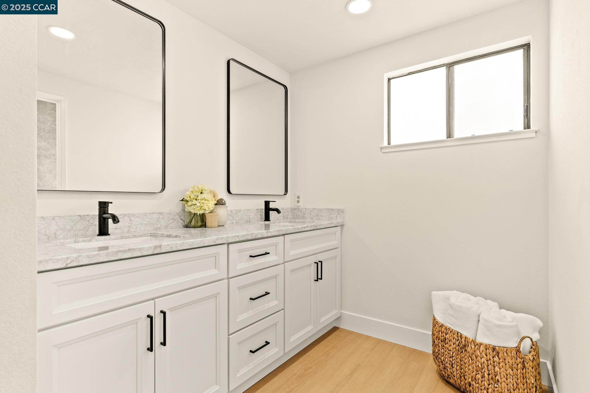 Detail Gallery Image 36 of 59 For 32945 Regents Blvd, Union City,  CA 94587 - 4 Beds | 2/1 Baths