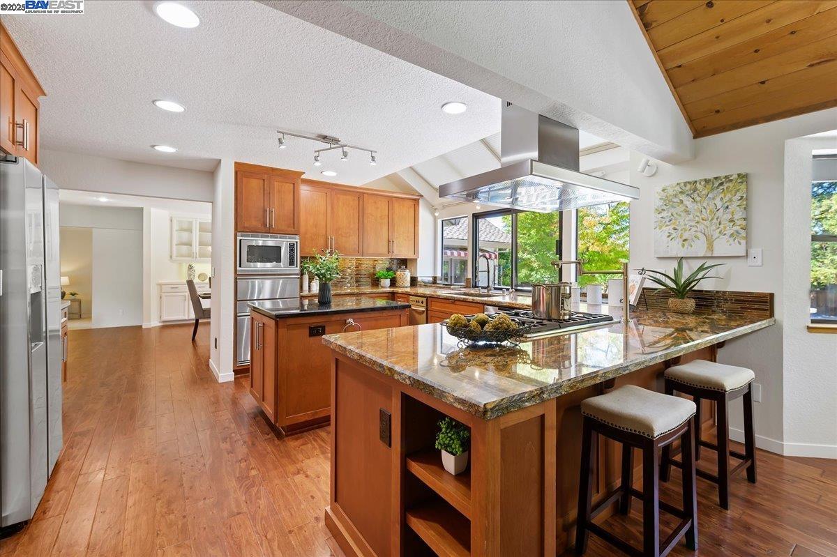 Detail Gallery Image 18 of 51 For 578 Regulus Rd, Livermore,  CA 94550 - 4 Beds | 3 Baths