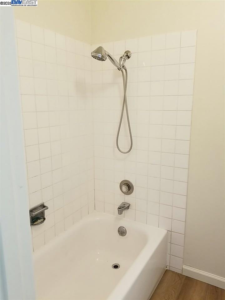 Detail Gallery Image 15 of 31 For 3181 Camdon Ct, Pleasanton,  CA 94588-3514 - 4 Beds | 3 Baths