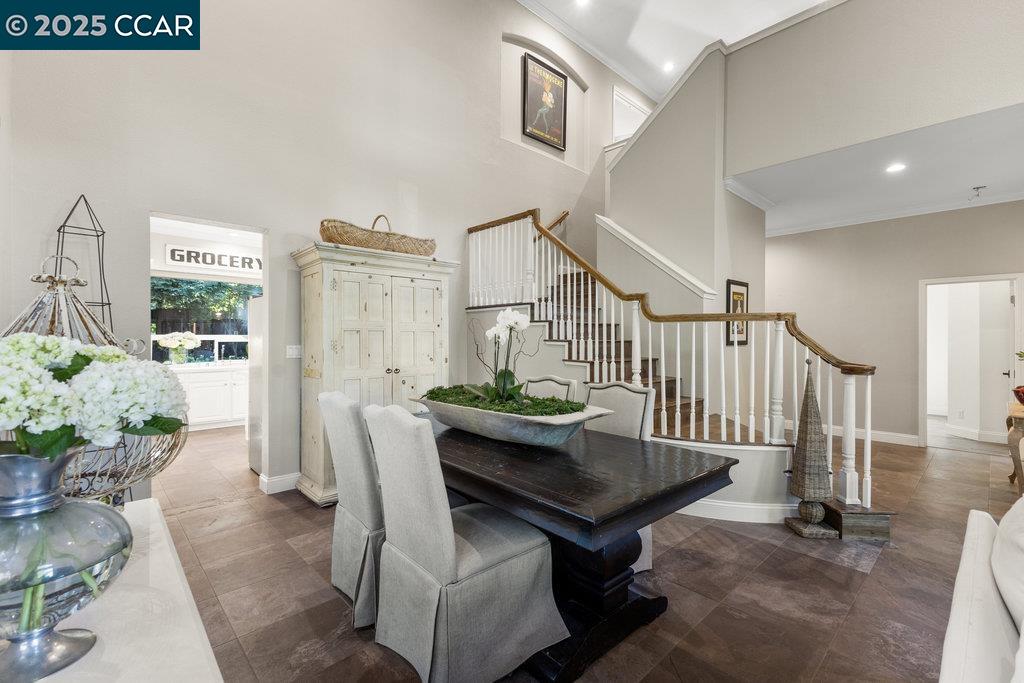 Detail Gallery Image 16 of 59 For 82 Bear Place, Clayton,  CA 94517 - 5 Beds | 3 Baths