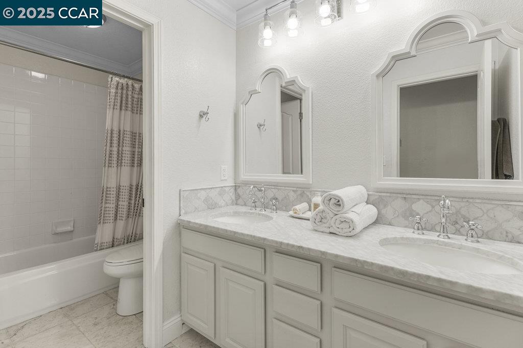 Detail Gallery Image 44 of 59 For 82 Bear Place, Clayton,  CA 94517 - 5 Beds | 3 Baths