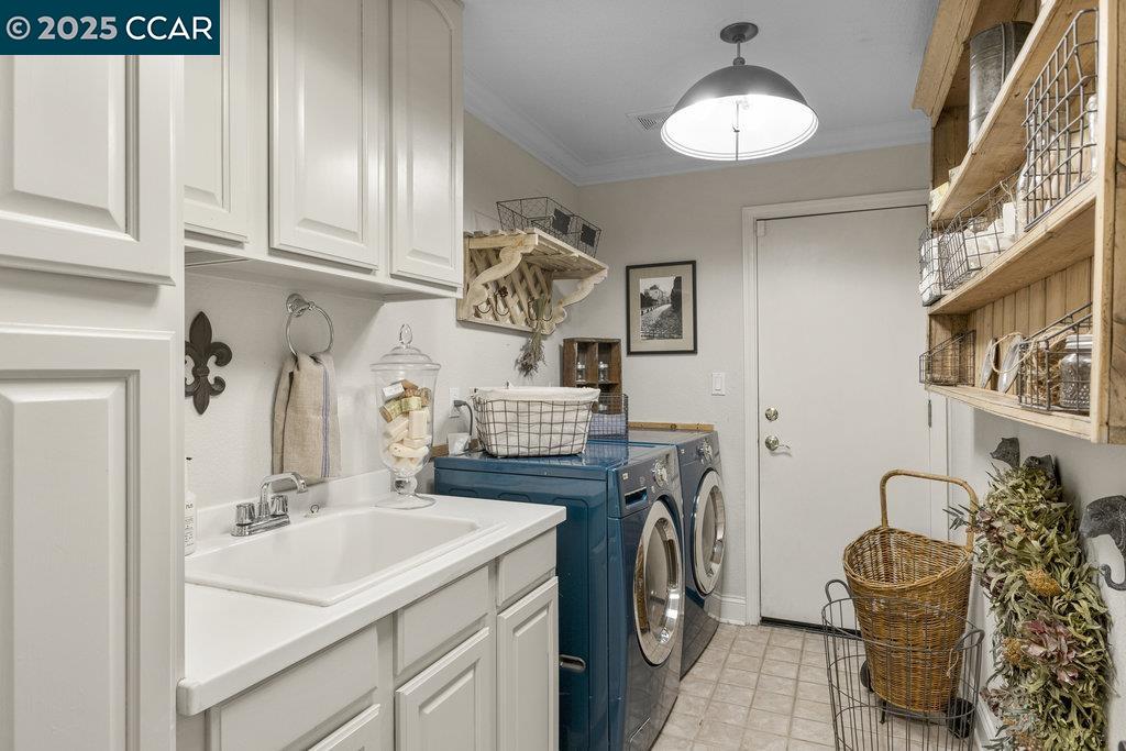 Detail Gallery Image 47 of 59 For 82 Bear Place, Clayton,  CA 94517 - 5 Beds | 3 Baths