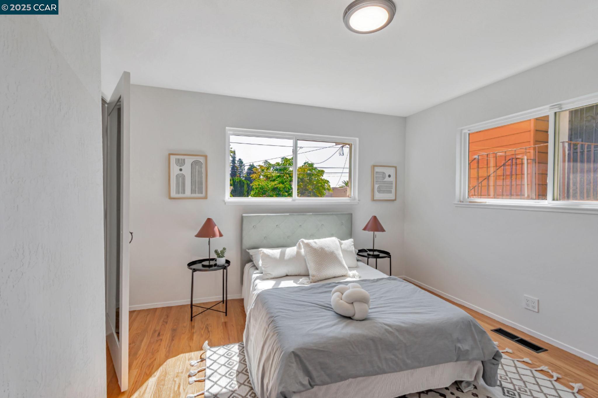 Detail Gallery Image 18 of 34 For 3620 Harbor View Ave, Oakland,  CA 94619 - 3 Beds | 2 Baths