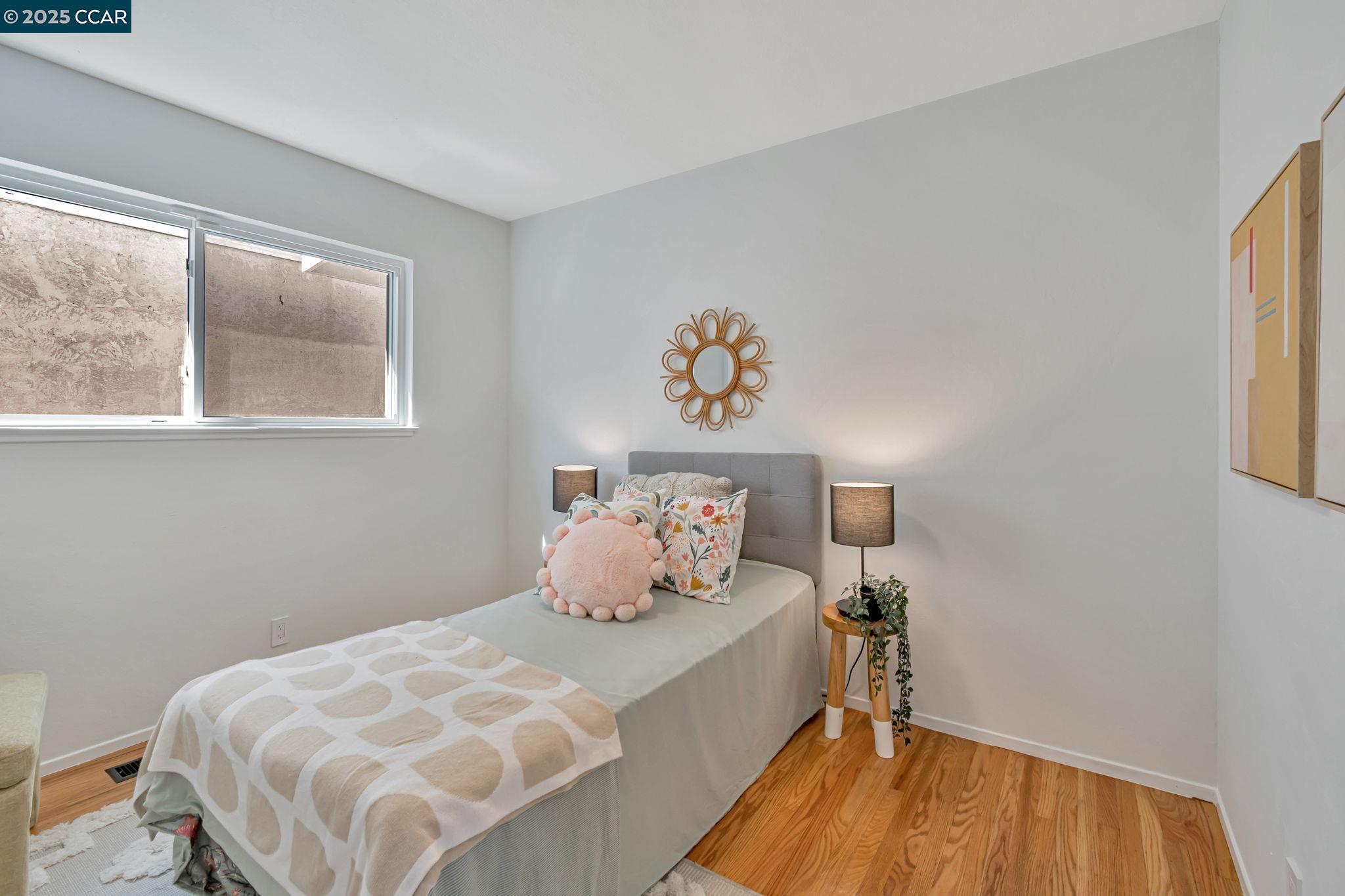 Detail Gallery Image 22 of 34 For 3620 Harbor View Ave, Oakland,  CA 94619 - 3 Beds | 2 Baths