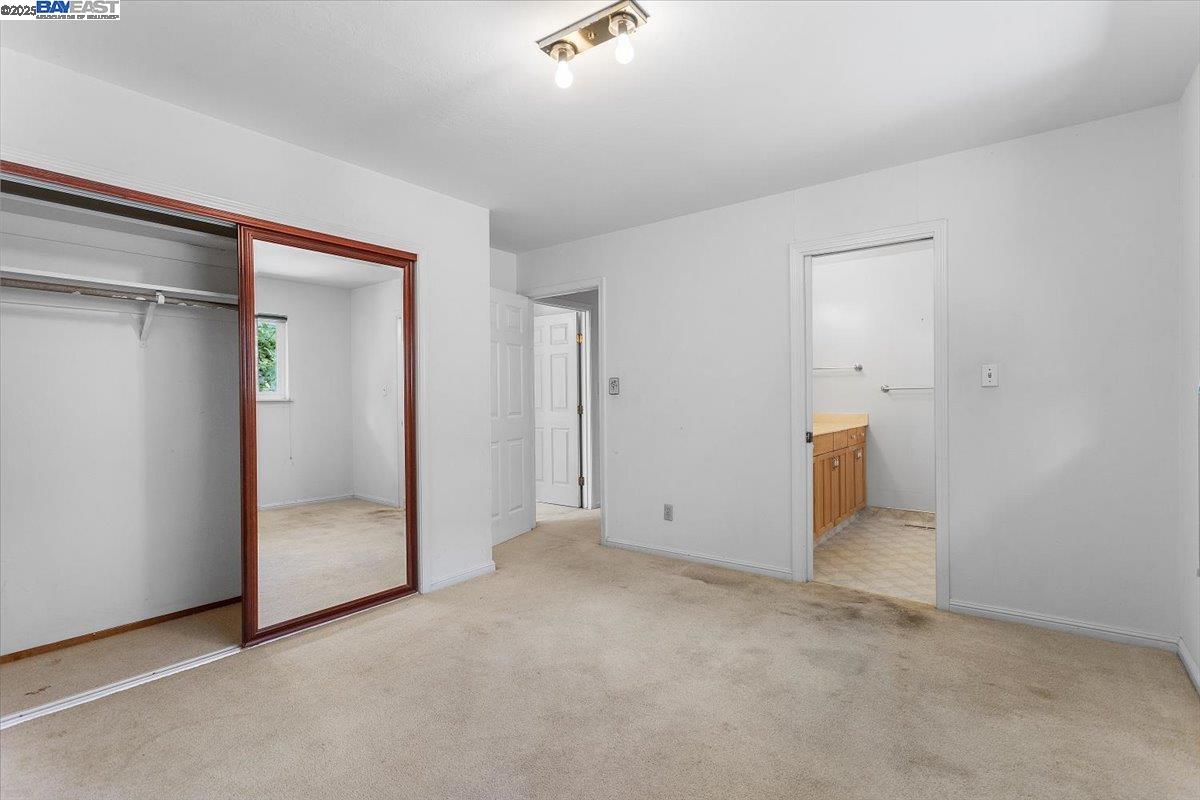 Detail Gallery Image 32 of 60 For 3491 Middleton Ave, Castro Valley,  CA 94546 - 5 Beds | 3/1 Baths