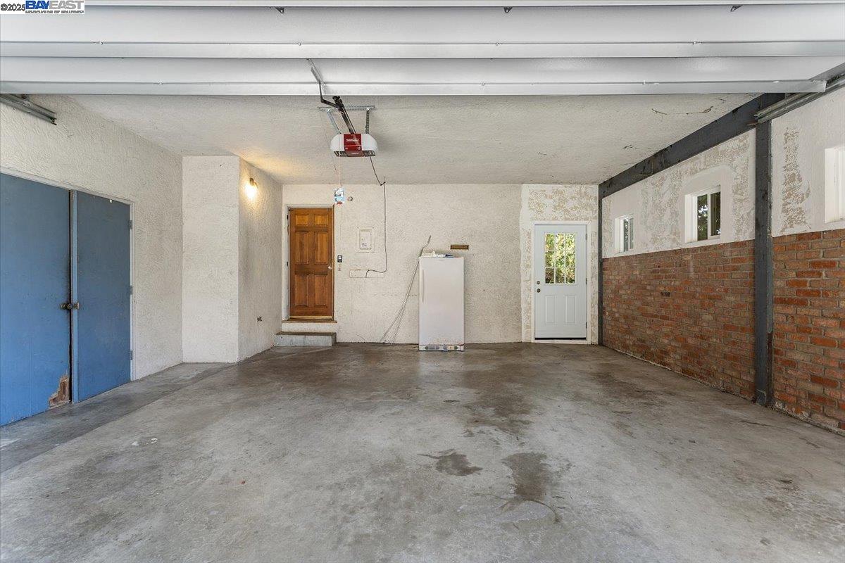 Detail Gallery Image 47 of 60 For 3491 Middleton Ave, Castro Valley,  CA 94546 - 5 Beds | 3/1 Baths
