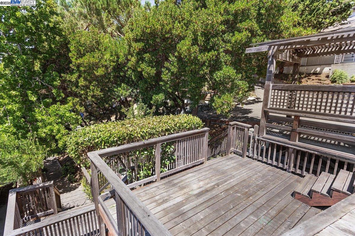 Detail Gallery Image 52 of 60 For 3491 Middleton Ave, Castro Valley,  CA 94546 - 5 Beds | 3/1 Baths