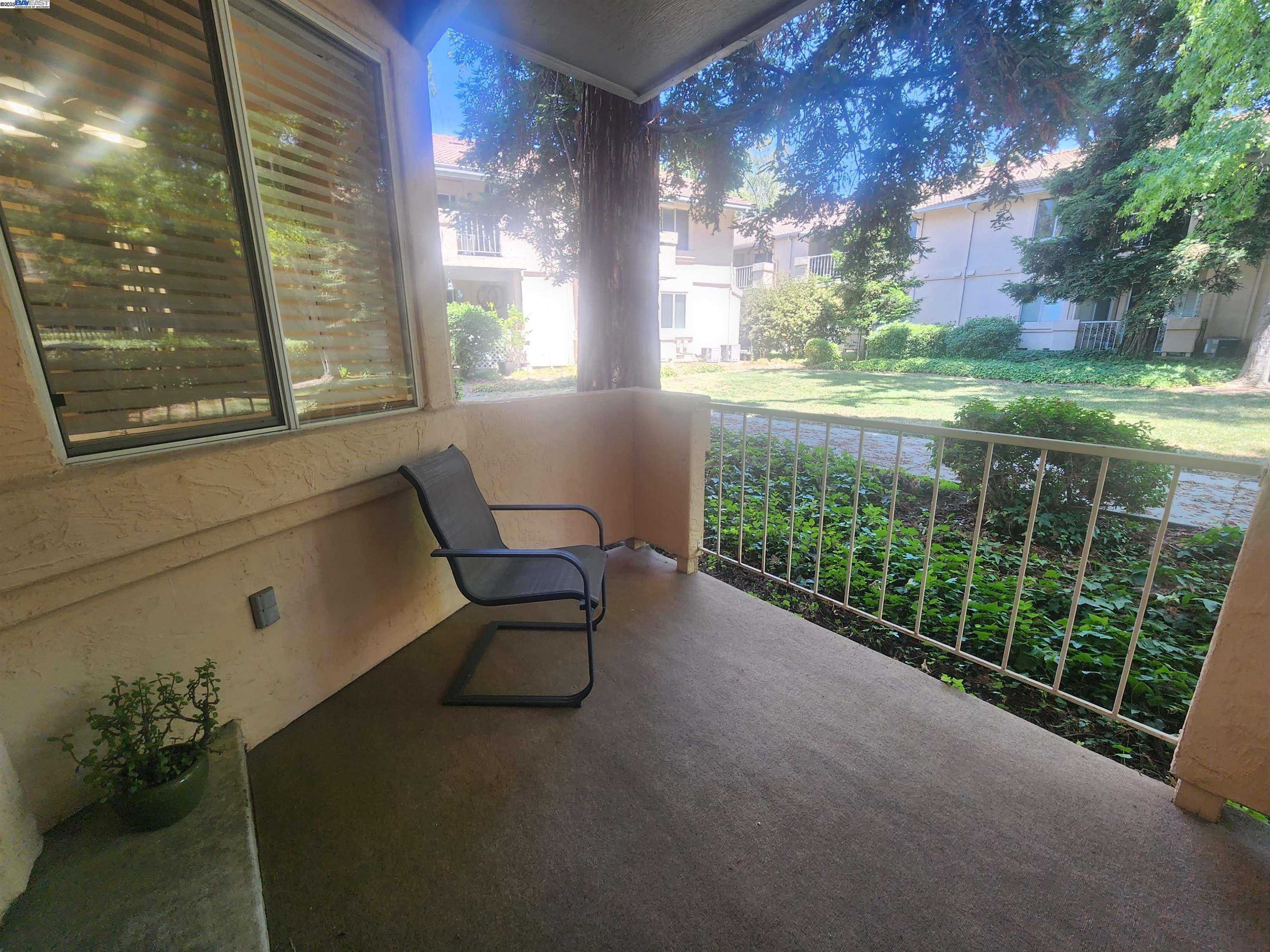 Detail Gallery Image 8 of 17 For 342 Chris Cmn #101,  Livermore,  CA 94550 - 1 Beds | 1 Baths