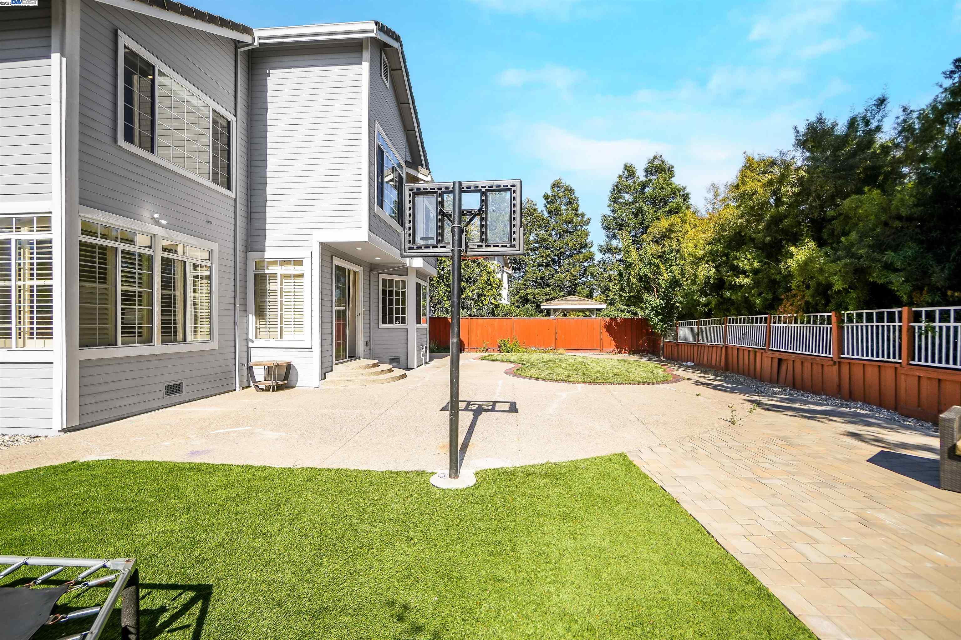 Detail Gallery Image 47 of 50 For 3473 Edinburgh Dr, Livermore,  CA 94551 - 6 Beds | 3 Baths