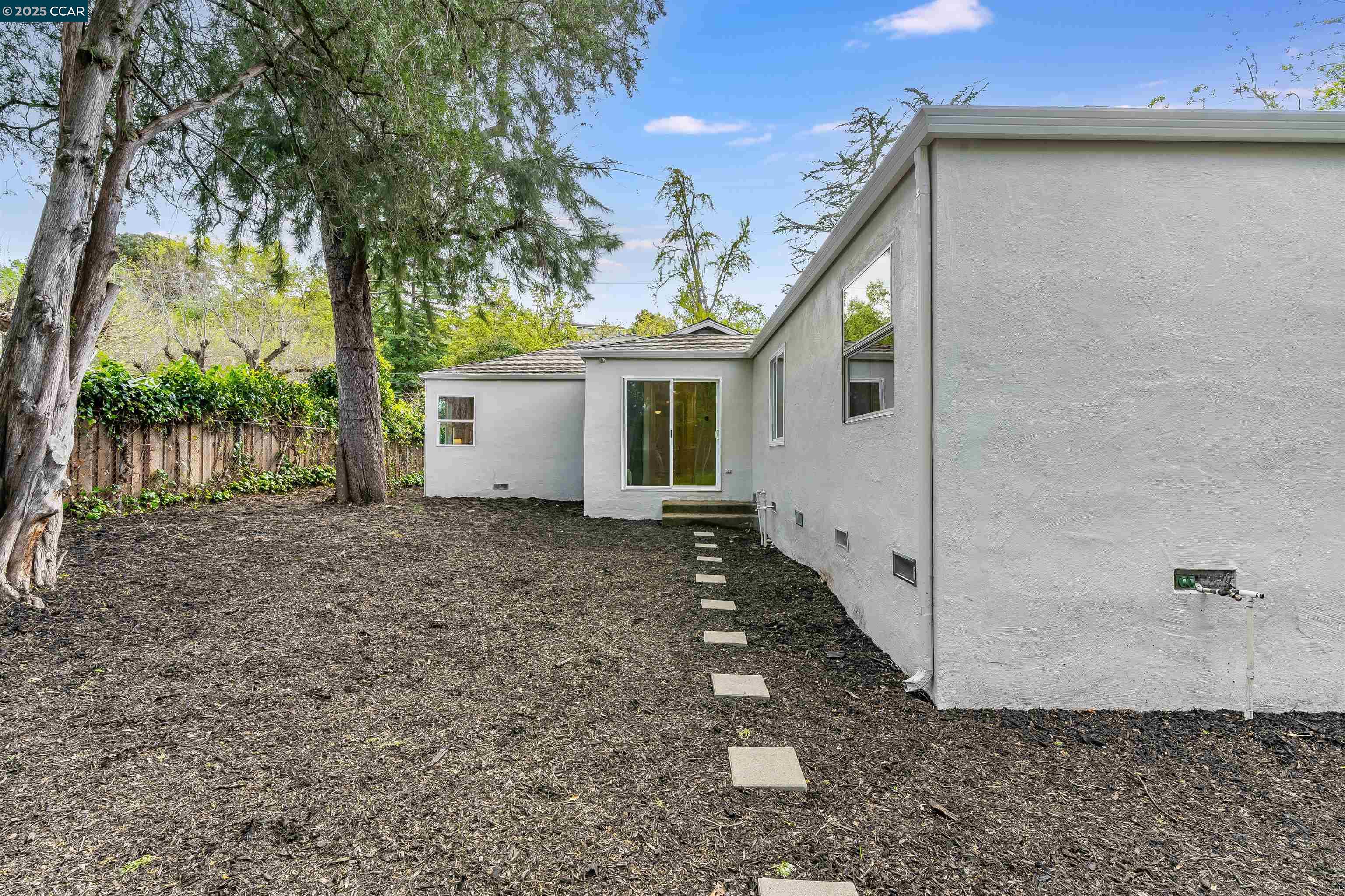 Detail Gallery Image 24 of 28 For 356 Kottinger Dr, Pleasanton,  CA 94566 - 4 Beds | 2 Baths