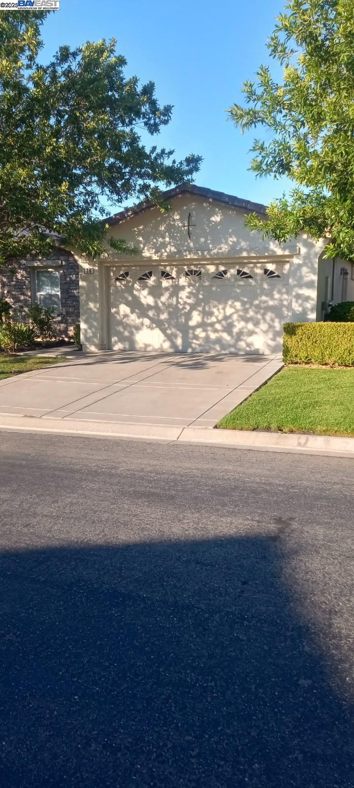 Detail Gallery Image 1 of 29 For 308 Willow Brook Way, Rio Vista,  CA 94571 - 2 Beds | 2 Baths