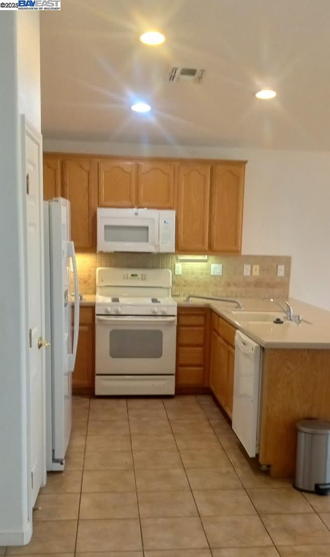 Detail Gallery Image 6 of 25 For 308 Willow Brook Way, Rio Vista,  CA 94571 - 2 Beds | 2 Baths