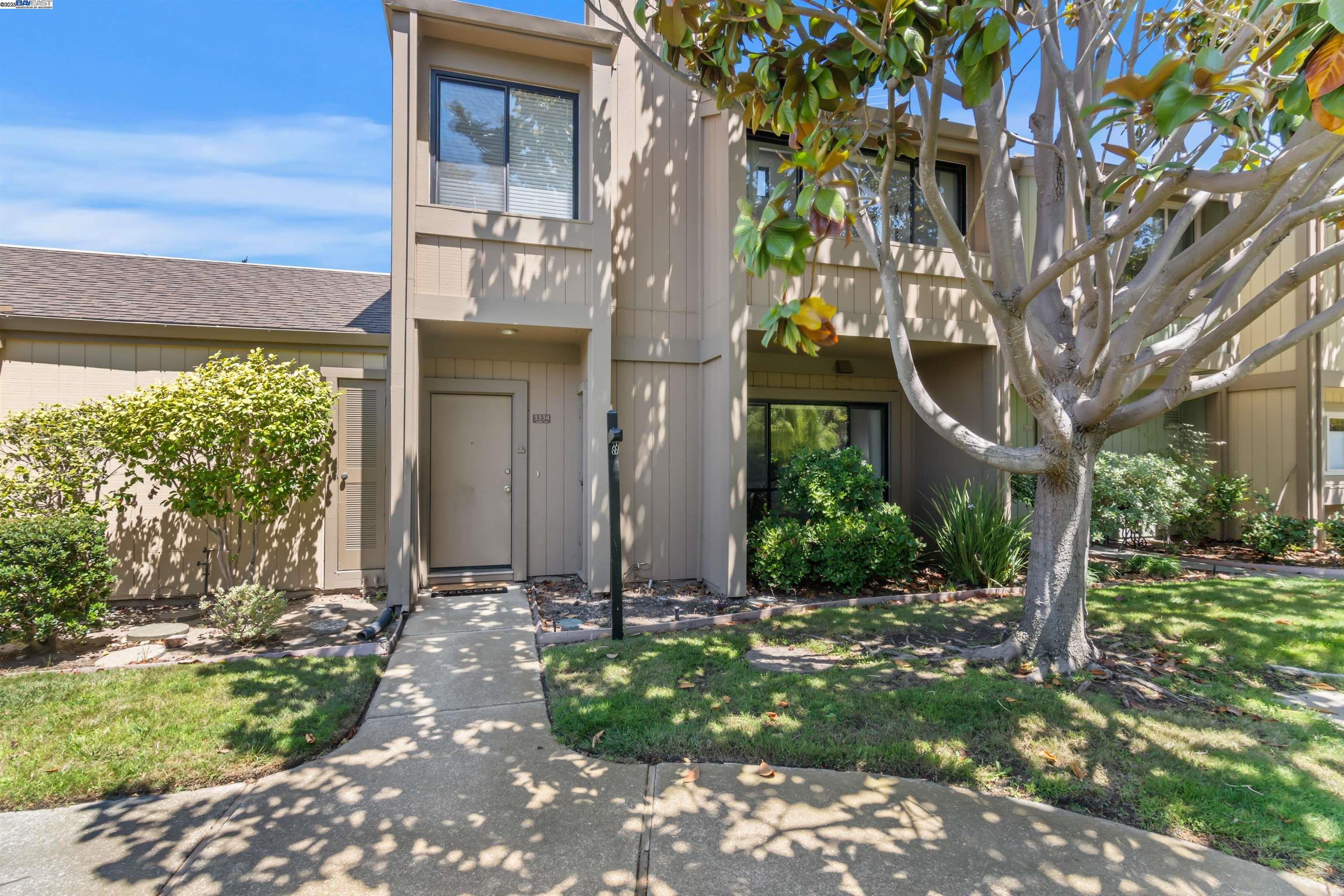 MLS: 41108459 Condo For Sale