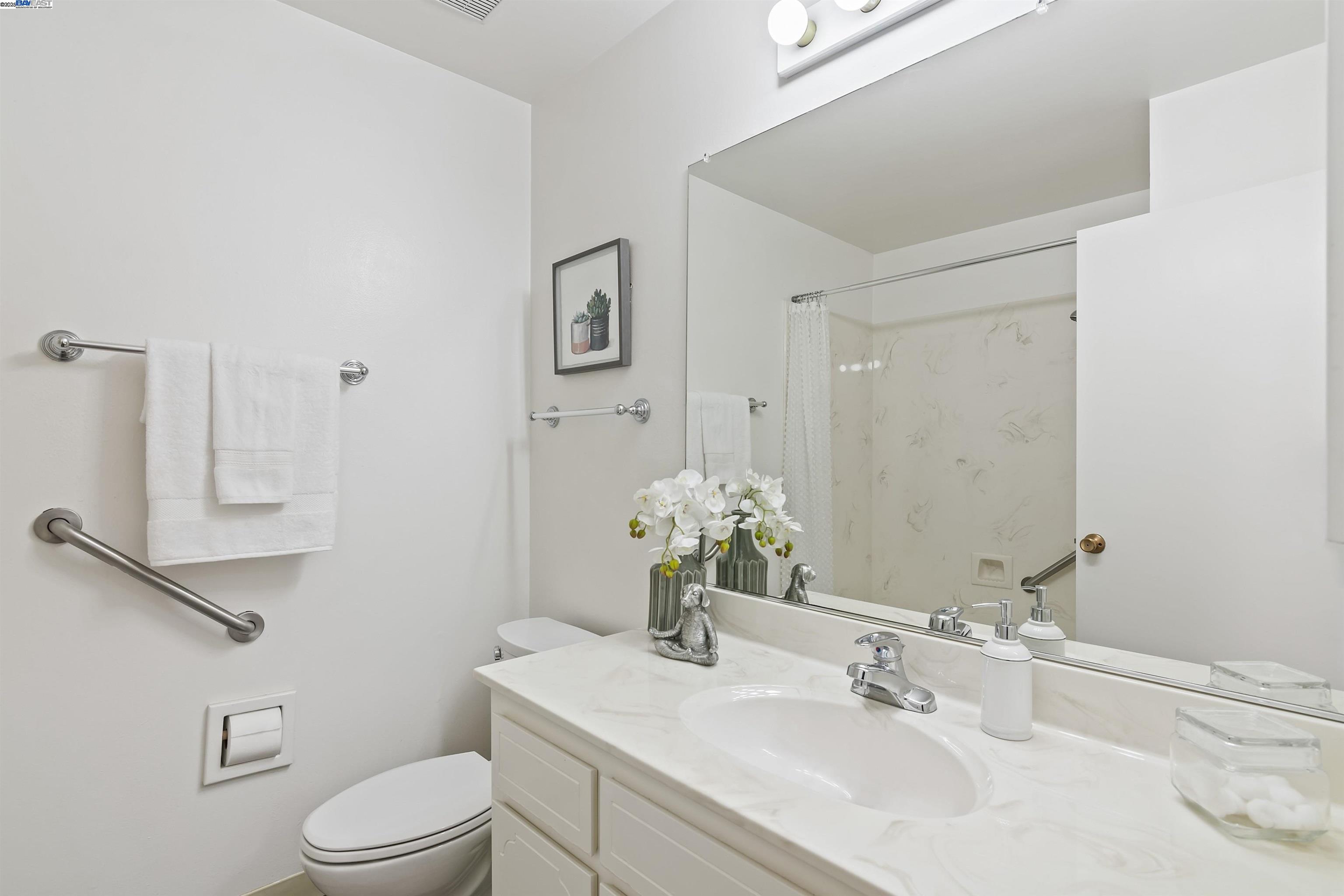 Photo #35: 41108459 Listing: Photo #35