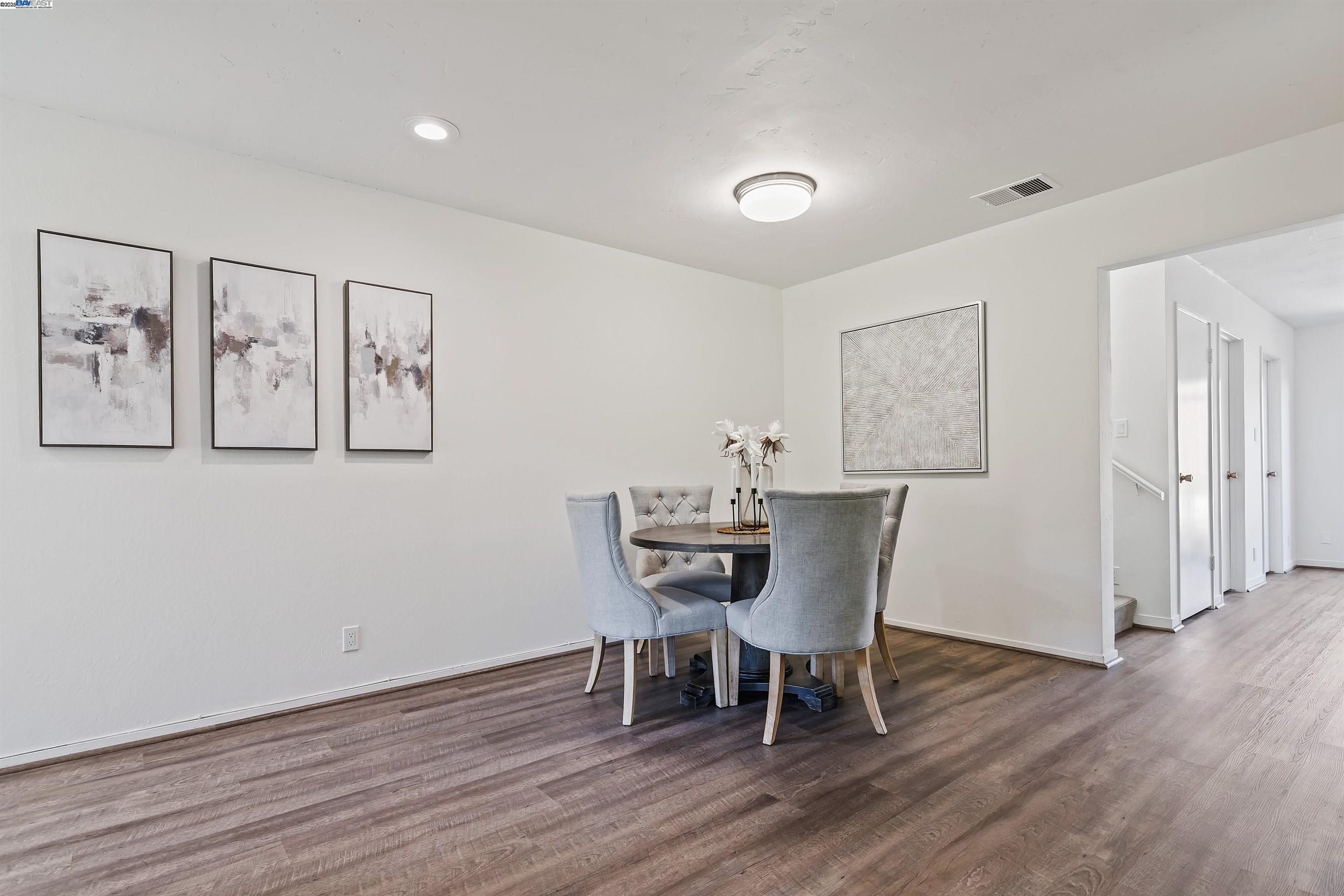 Photo #10: 41108459 Listing: Photo #10