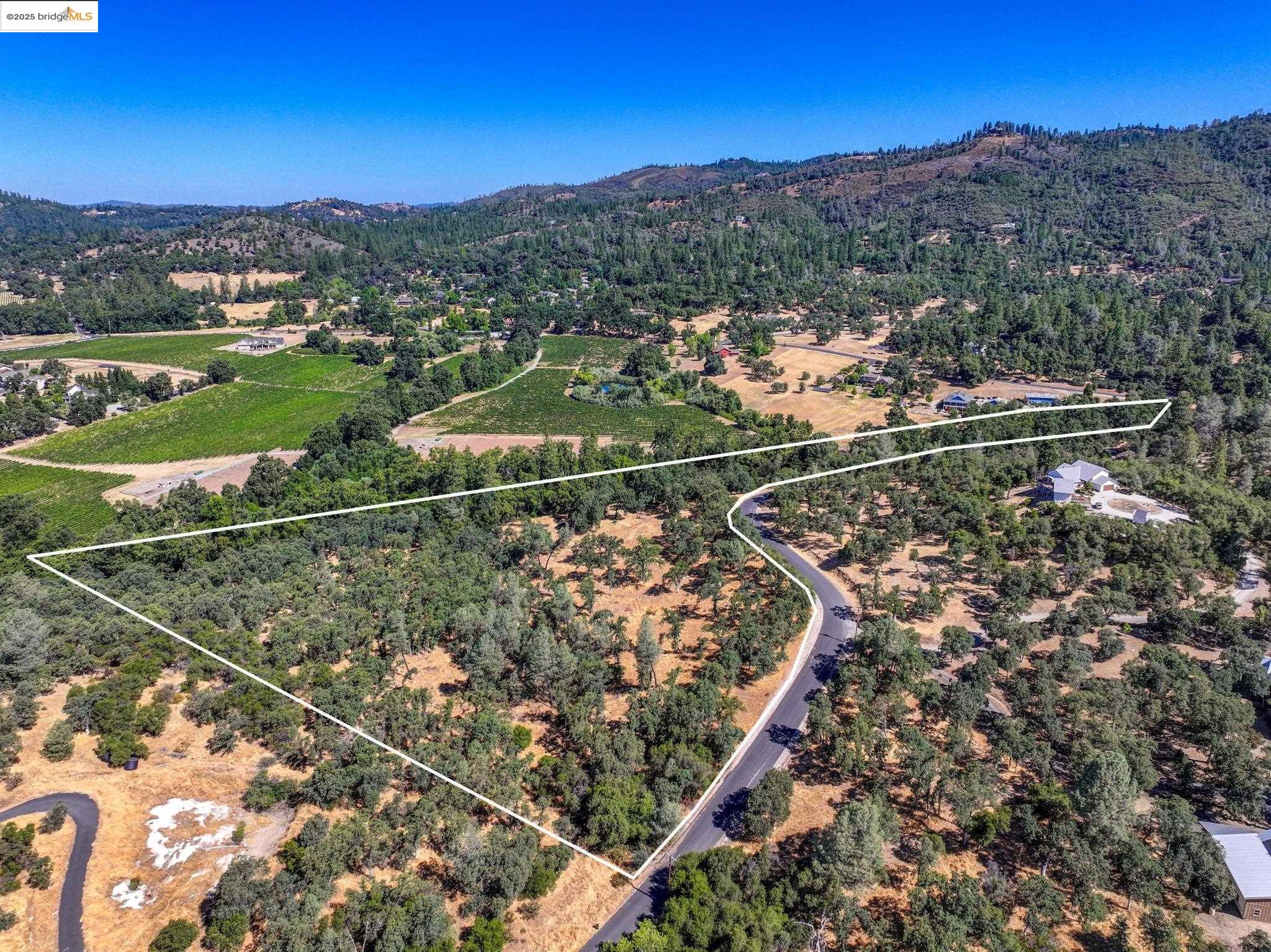 Detail Gallery Image 1 of 20 For Vineyard Terrace Dr., Murphys,  CA 95247 - – Beds | – Baths
