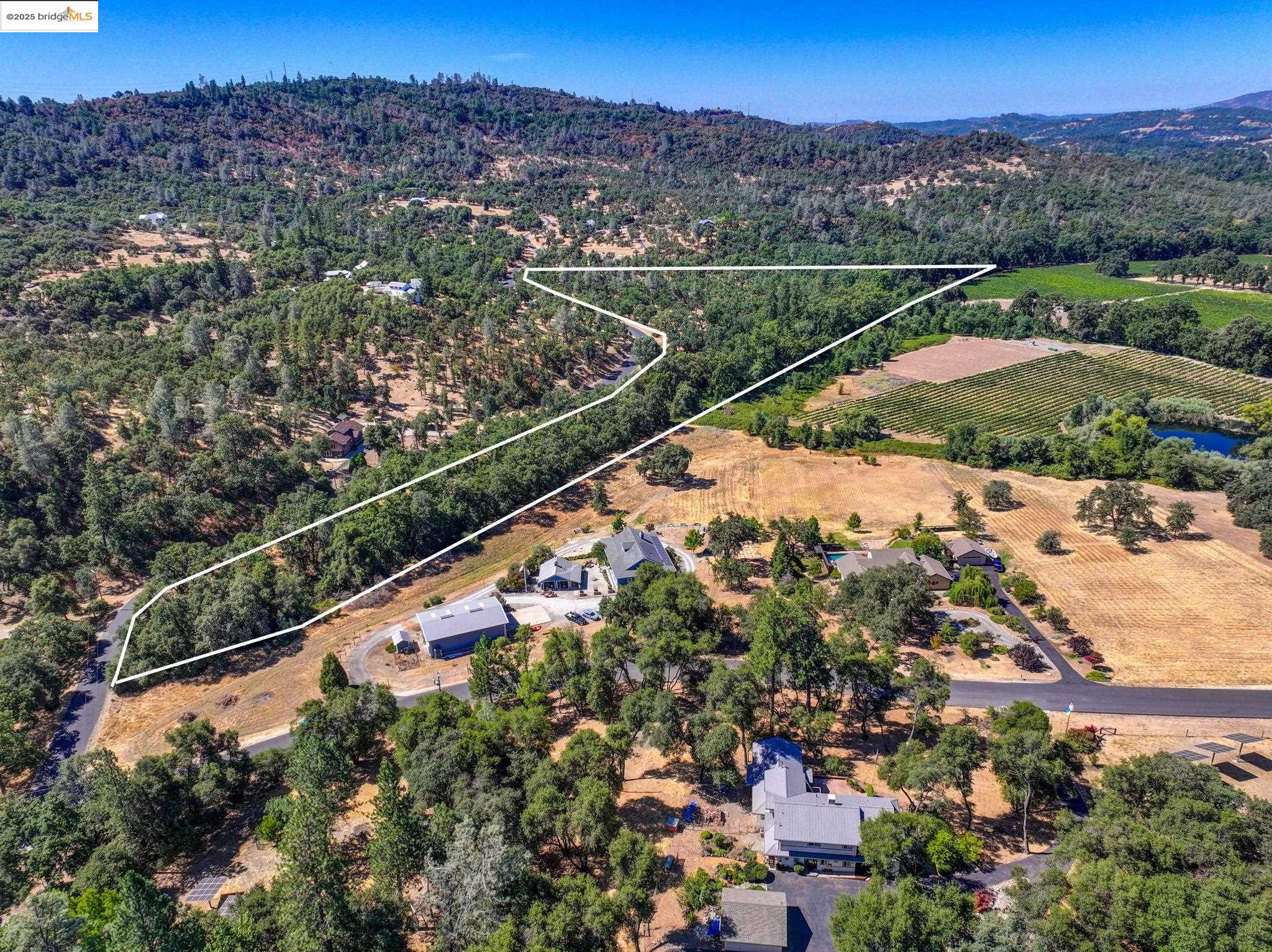Detail Gallery Image 11 of 20 For Vineyard Terrace Dr., Murphys,  CA 95247 - – Beds | – Baths