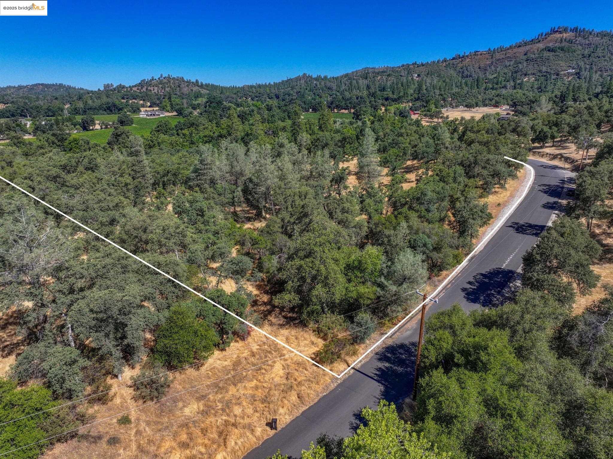 Detail Gallery Image 14 of 20 For Vineyard Terrace Dr., Murphys,  CA 95247 - – Beds | – Baths
