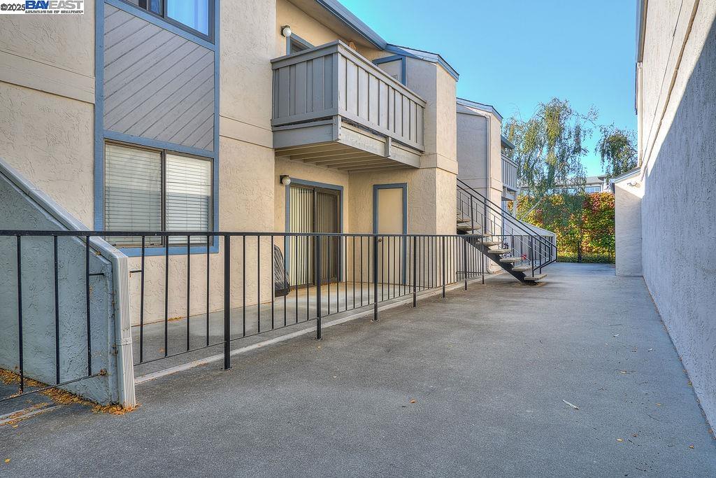 Detail Gallery Image 16 of 22 For 845 Woodside Way #111,  San Mateo,  CA 94401 - 2 Beds | 2 Baths