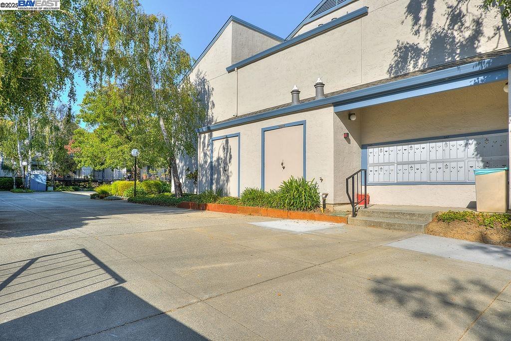 Detail Gallery Image 19 of 22 For 845 Woodside Way #111,  San Mateo,  CA 94401 - 2 Beds | 2 Baths