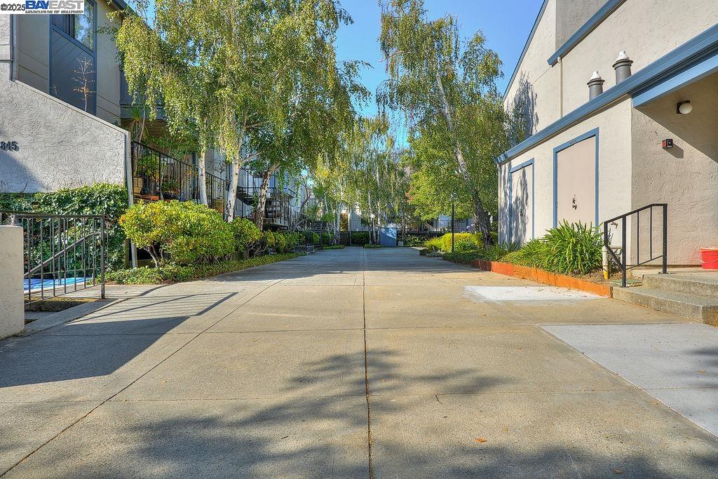 Detail Gallery Image 20 of 22 For 845 Woodside Way #111,  San Mateo,  CA 94401 - 2 Beds | 2 Baths