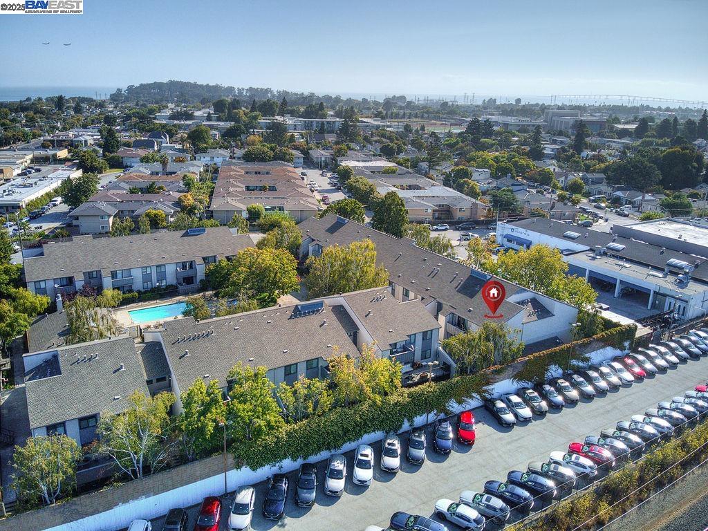 Detail Gallery Image 4 of 22 For 845 Woodside Way #111,  San Mateo,  CA 94401 - 2 Beds | 2 Baths