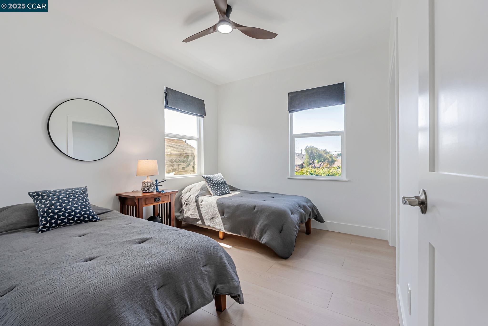 Detail Gallery Image 21 of 31 For 1727 9th St, Oakland,  CA 94607 - 4 Beds | 2/1 Baths