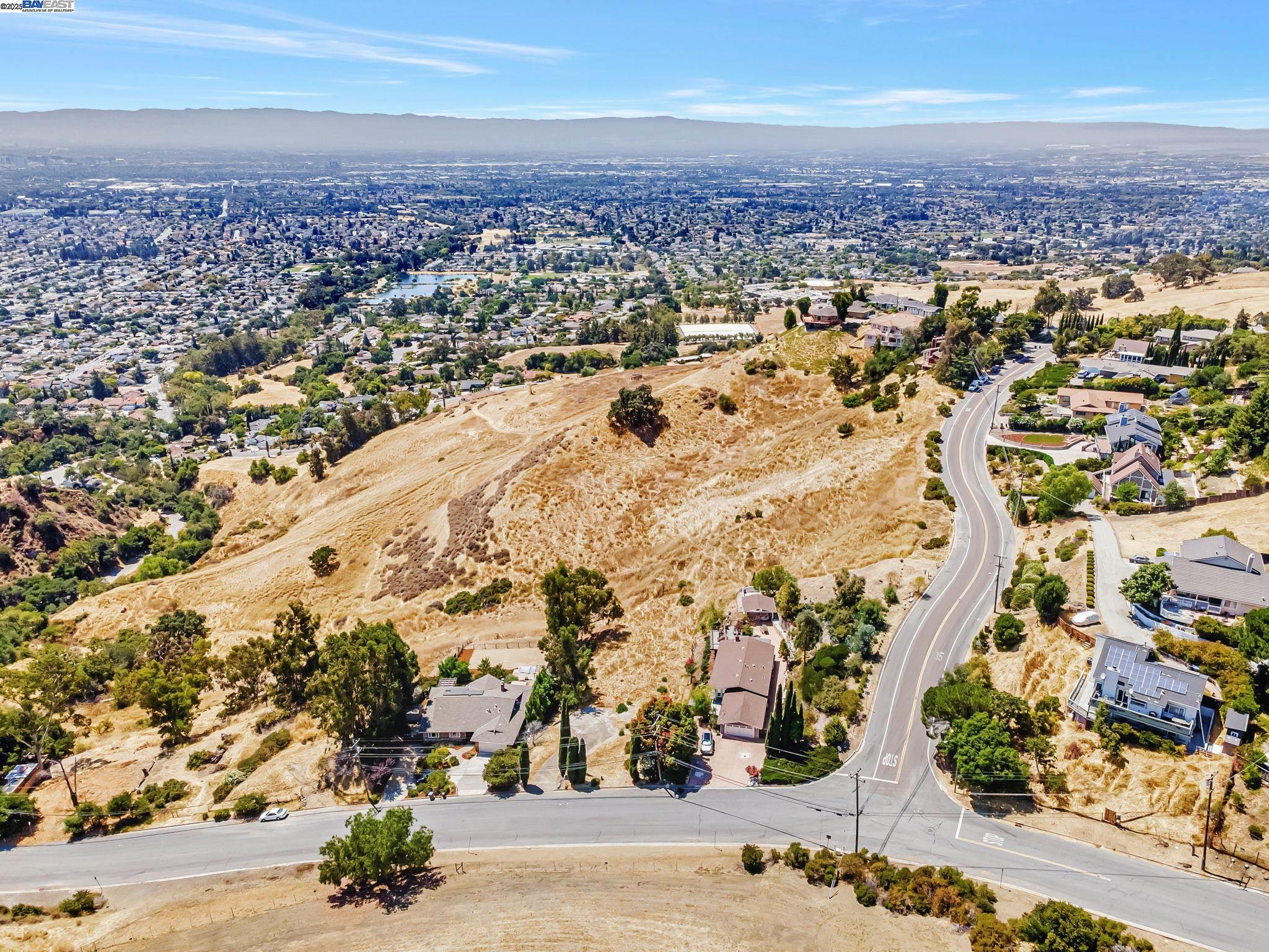 Detail Gallery Image 6 of 14 For 841 Boulder Drive, San Jose,  CA 95132 - – Beds | – Baths