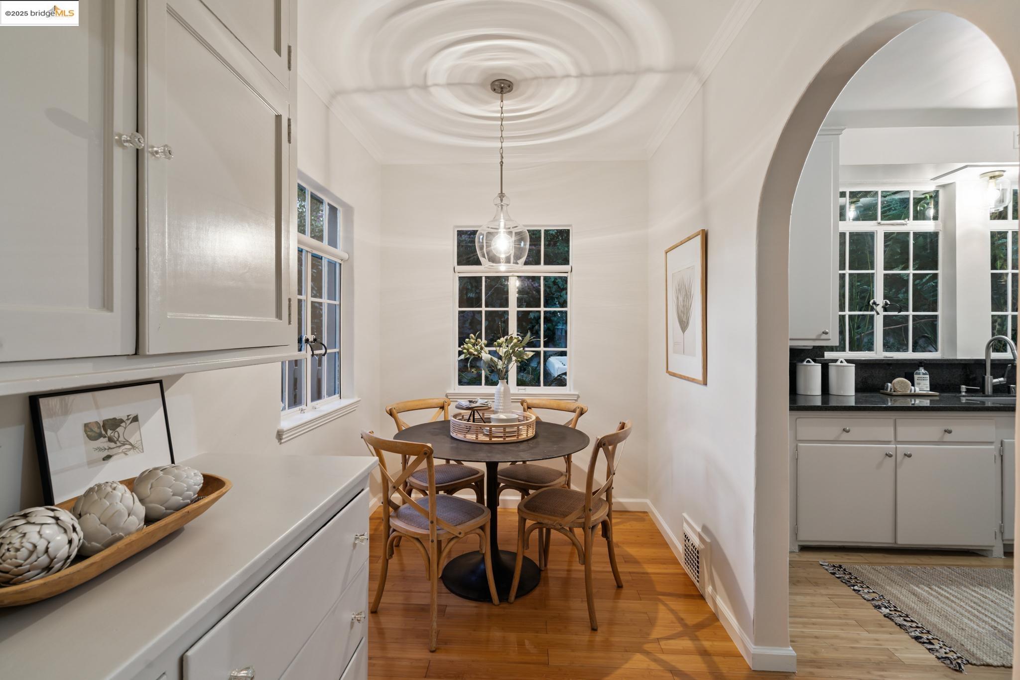 Detail Gallery Image 51 of 60 For 33 Richardson Way, Piedmont,  CA 94611 - 4 Beds | 3 Baths